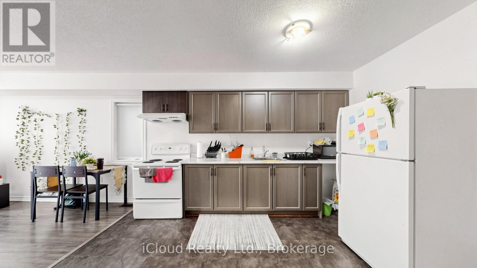 193 Thornbush Boulevard E, Brampton, Ontario  L7A 4R7 - Photo 37 - W13215070