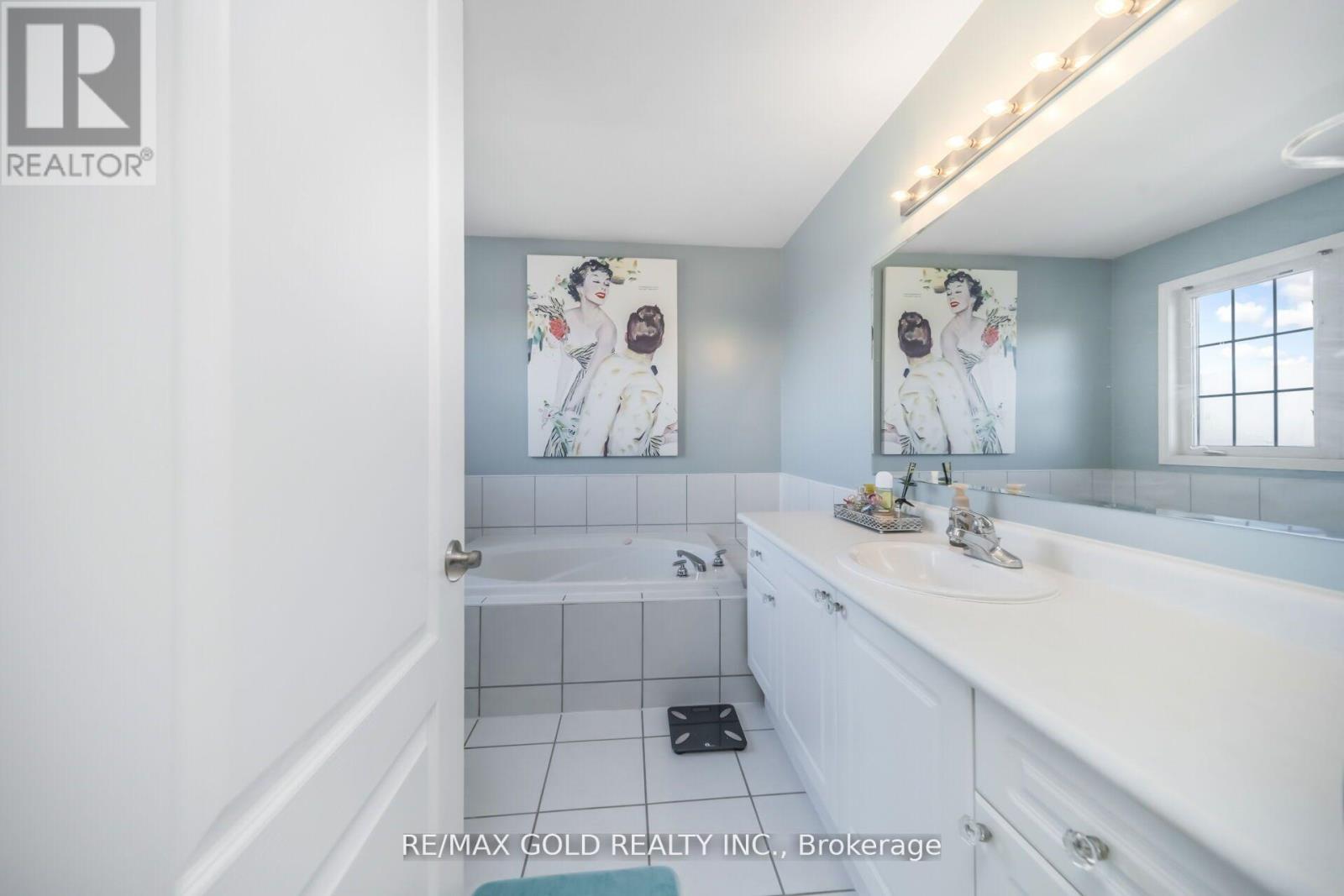 70 Sweetwood Circle, Brampton, Ontario L7A 2X7 - Photo 26 - W13455272