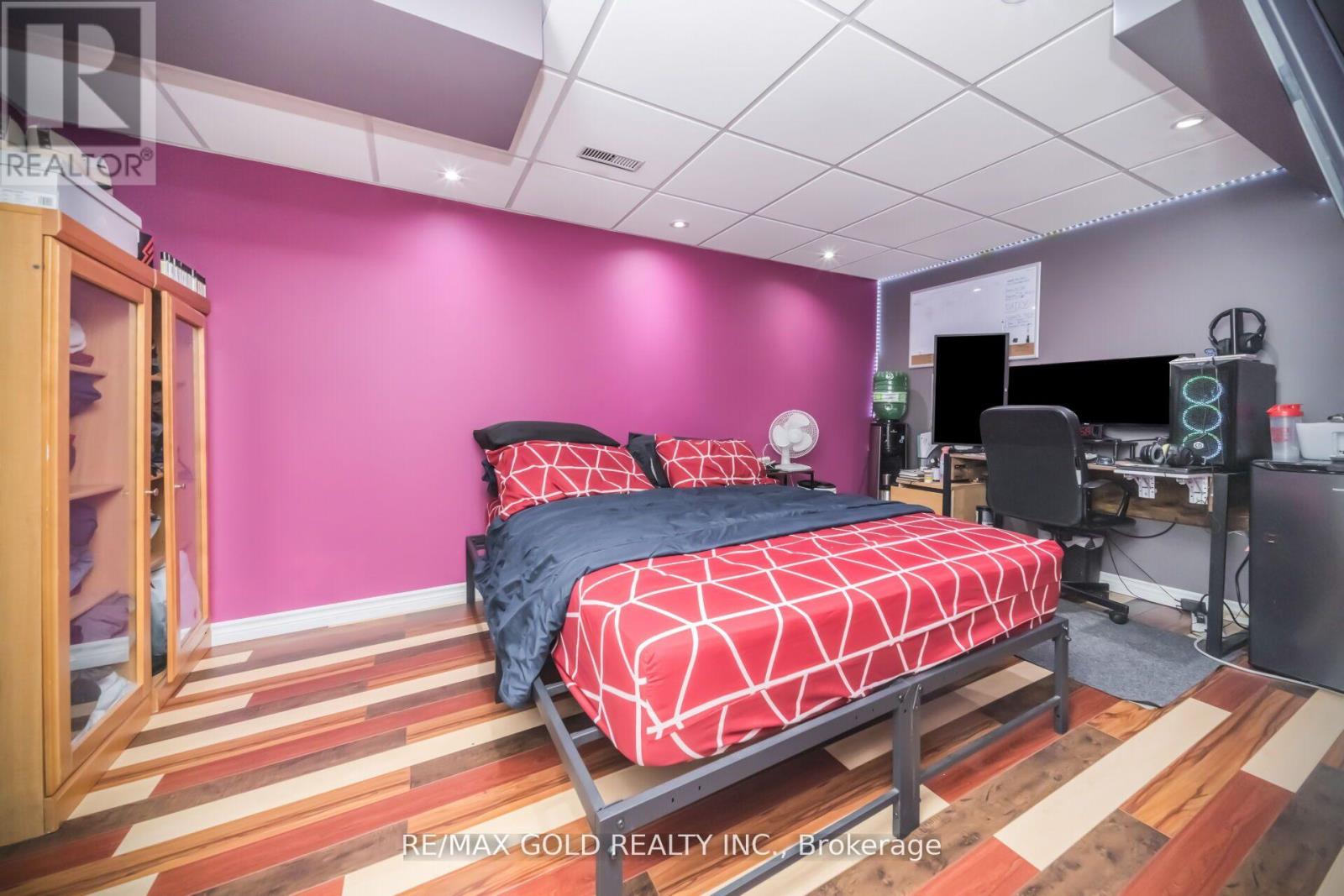 70 Sweetwood Circle, Brampton, Ontario L7A 2X7 - Photo 42 - W13455272