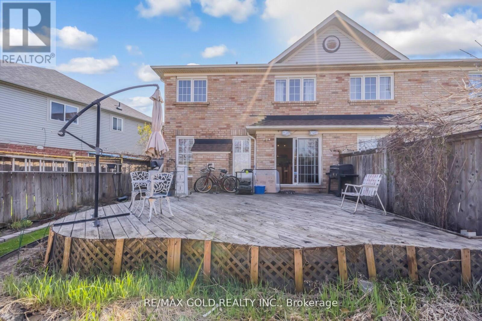70 Sweetwood Circle, Brampton, Ontario L7A 2X7 - Photo 50 - W13455272