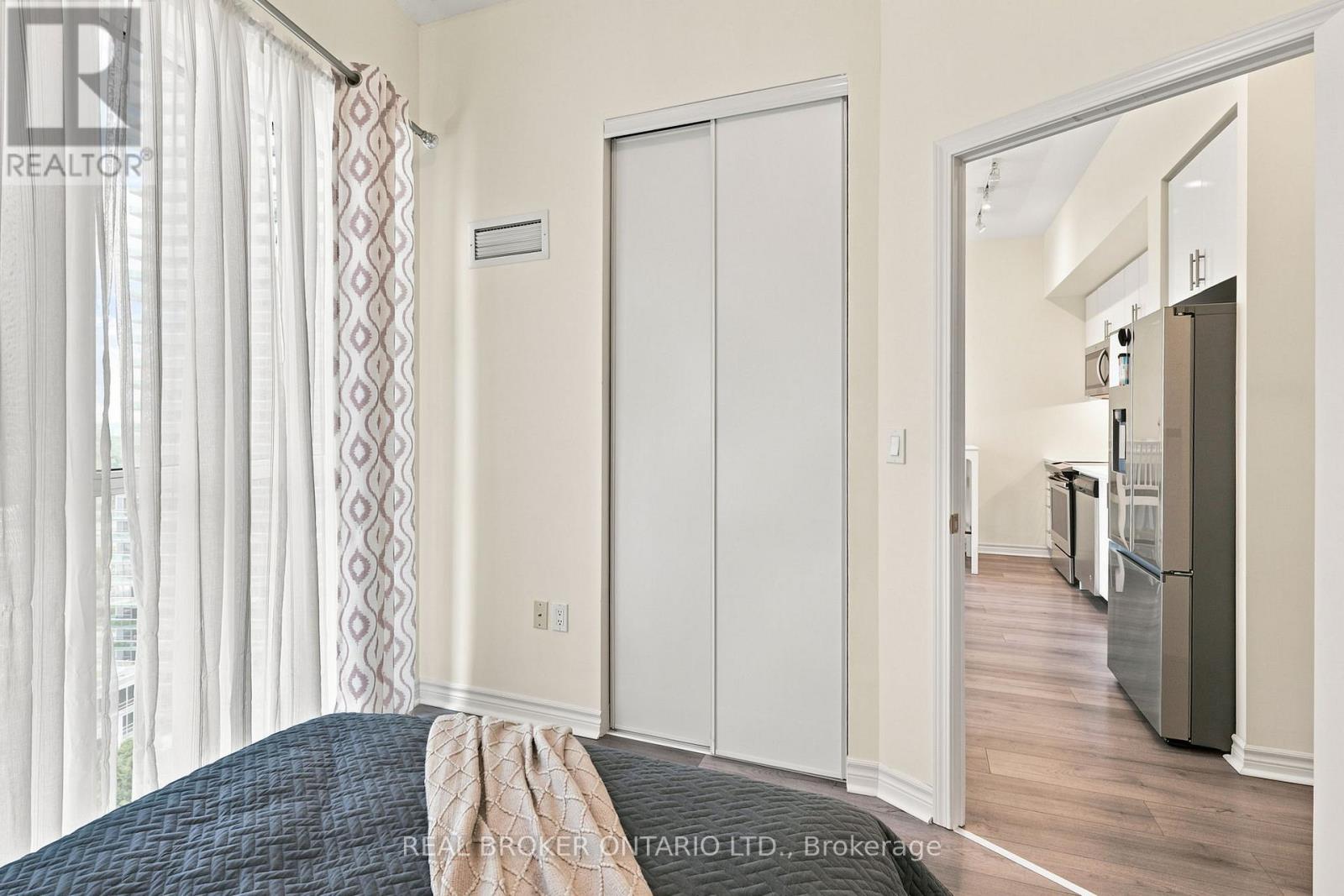 Ph06 - 39 Annie Craig Drive, Toronto, Ontario M8V 0H1 - Photo 12 - W13702160