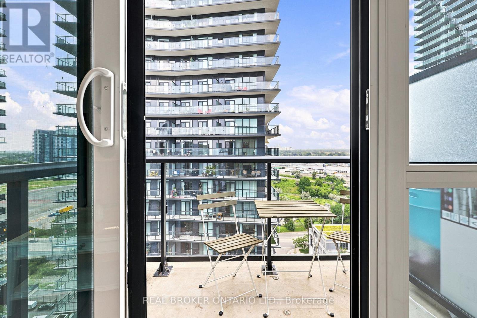Ph06 - 39 Annie Craig Drive, Toronto, Ontario M8V 0H1 - Photo 15 - W13702160