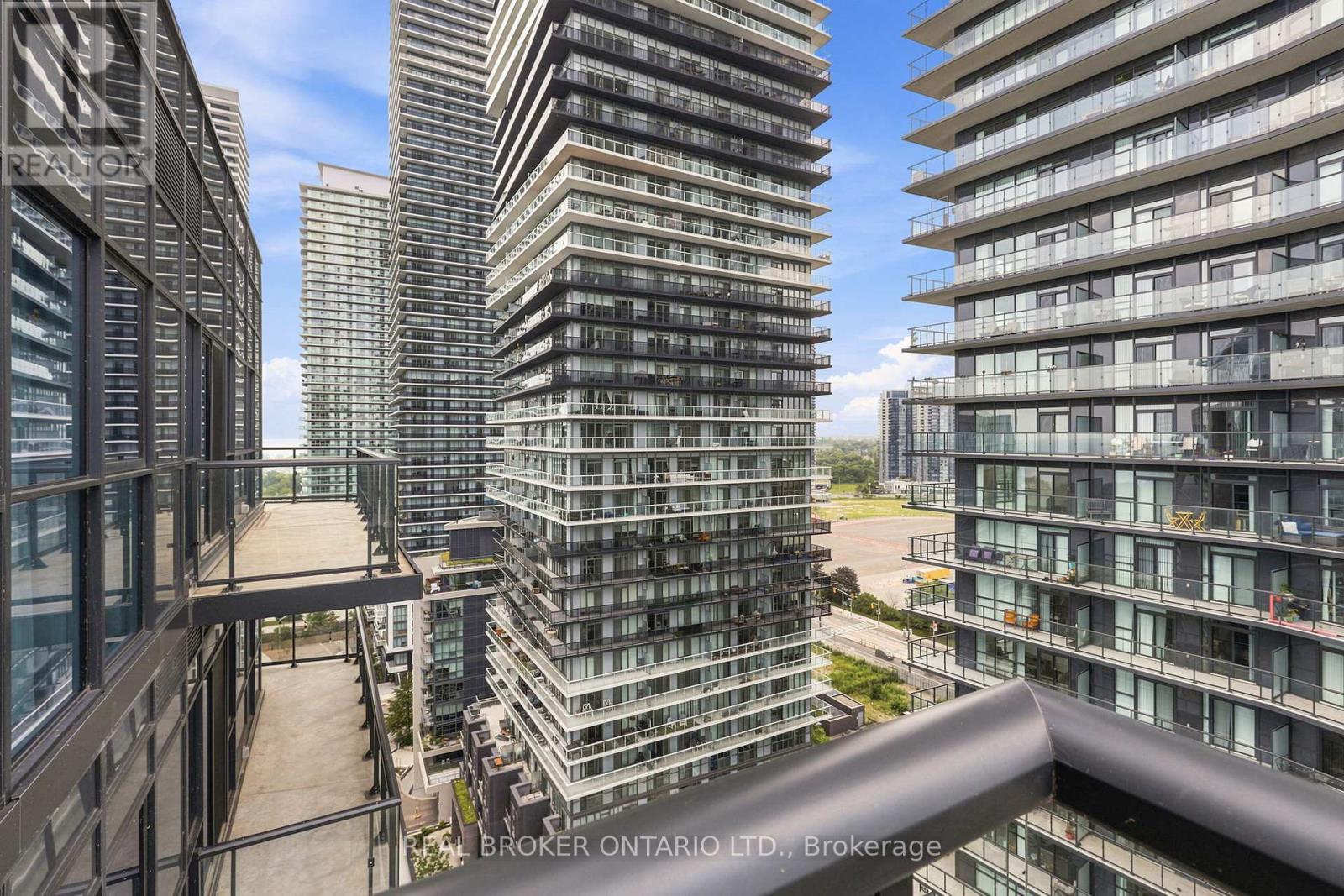 Ph06 - 39 Annie Craig Drive, Toronto, Ontario M8V 0H1 - Photo 17 - W13702160