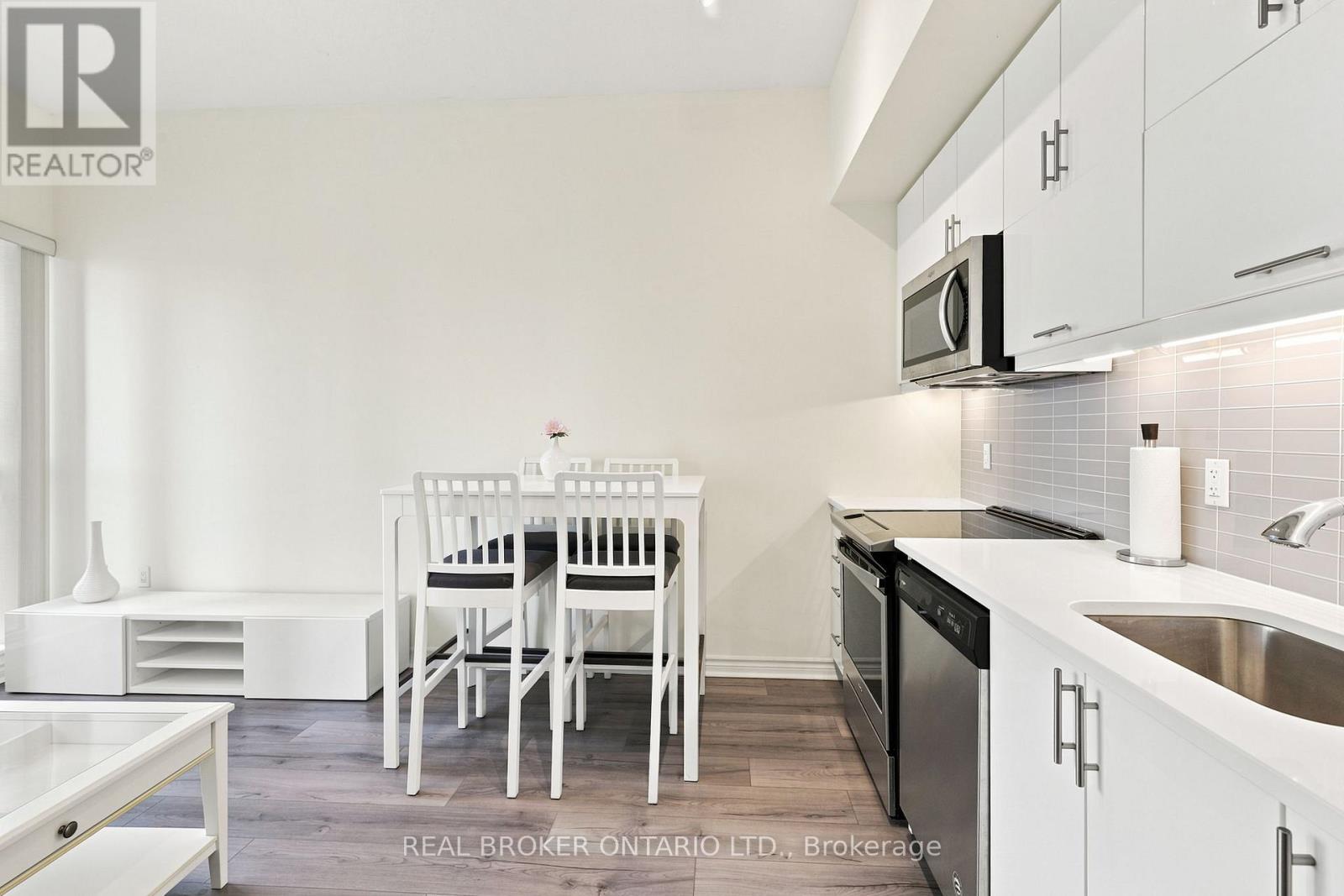Ph06 - 39 Annie Craig Drive, Toronto, Ontario M8V 0H1 - Photo 6 - W13702160