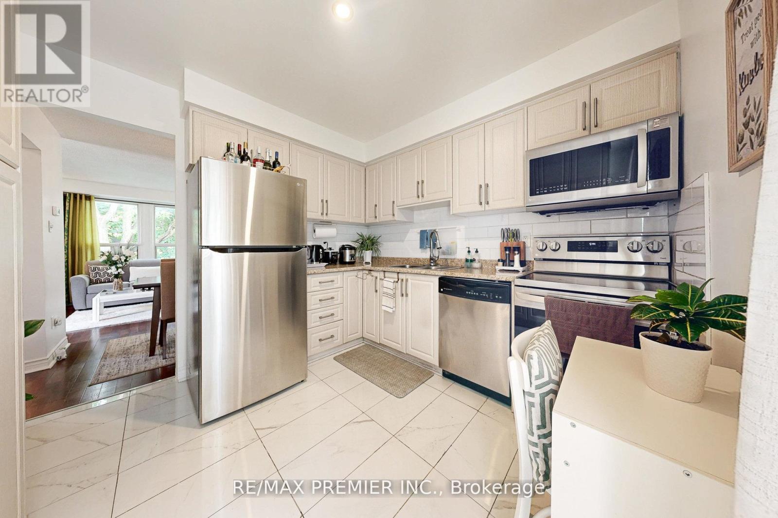 120 Ellerslie Road, Brampton, Ontario L6T 4C3 - Photo 6 - W13702182