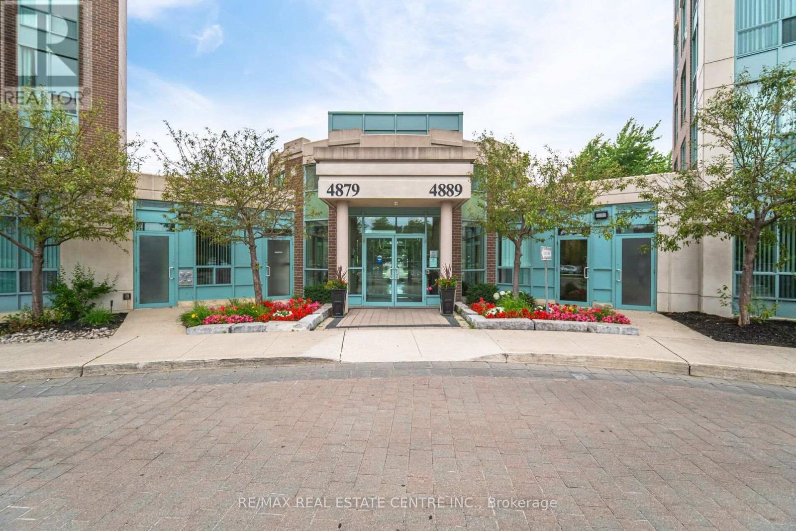1509 - 4879 Kimbermount Avenue, Mississauga, Ontario  L5M 7R8 - Photo 2 - W13702184