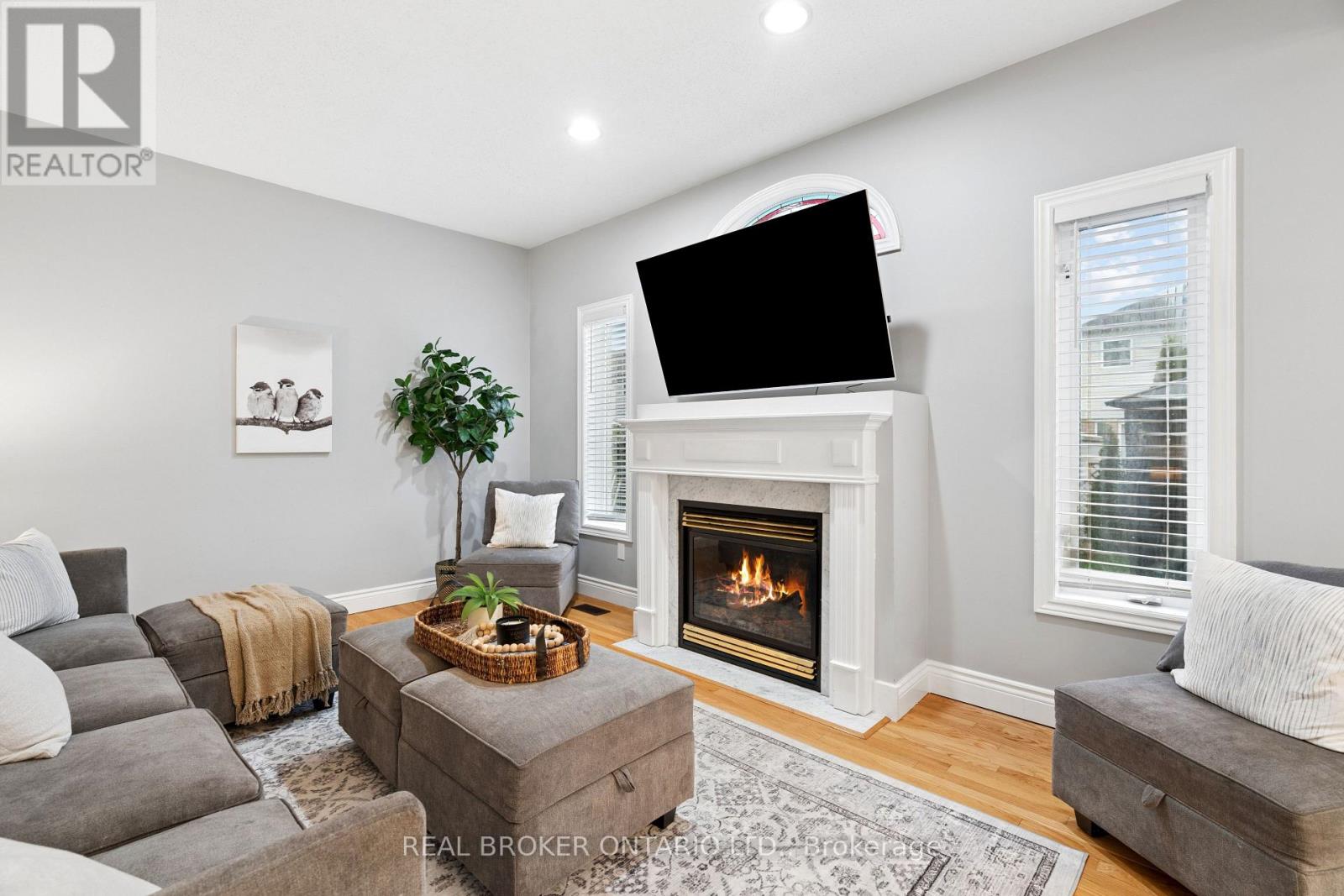 27 Spruce Boulevard, Halton Hills, Ontario L7J 2Y3 - Photo 16 - W13702218