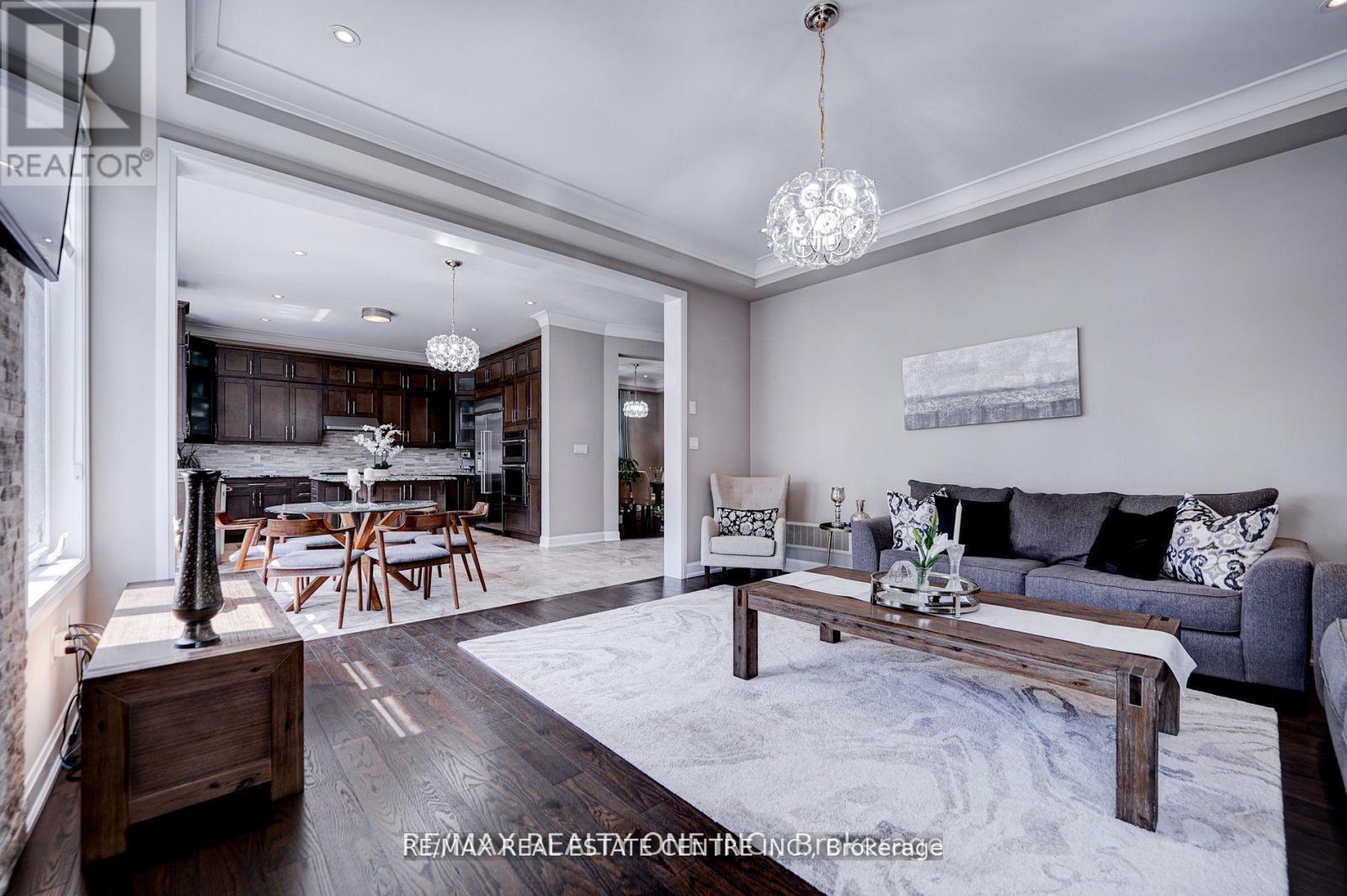 438 North Park Boulevard, Oakville, Ontario L6M 1N3 - Photo 10 - W13702240