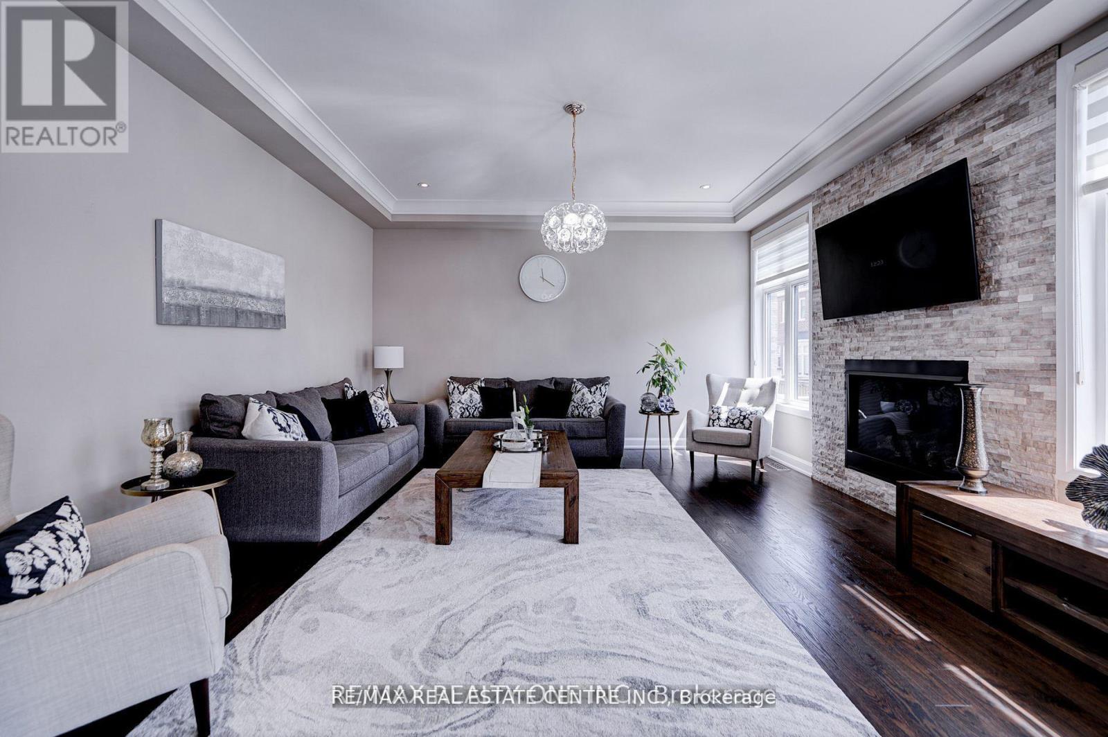 438 North Park Boulevard, Oakville, Ontario L6M 1N3 - Photo 11 - W13702240