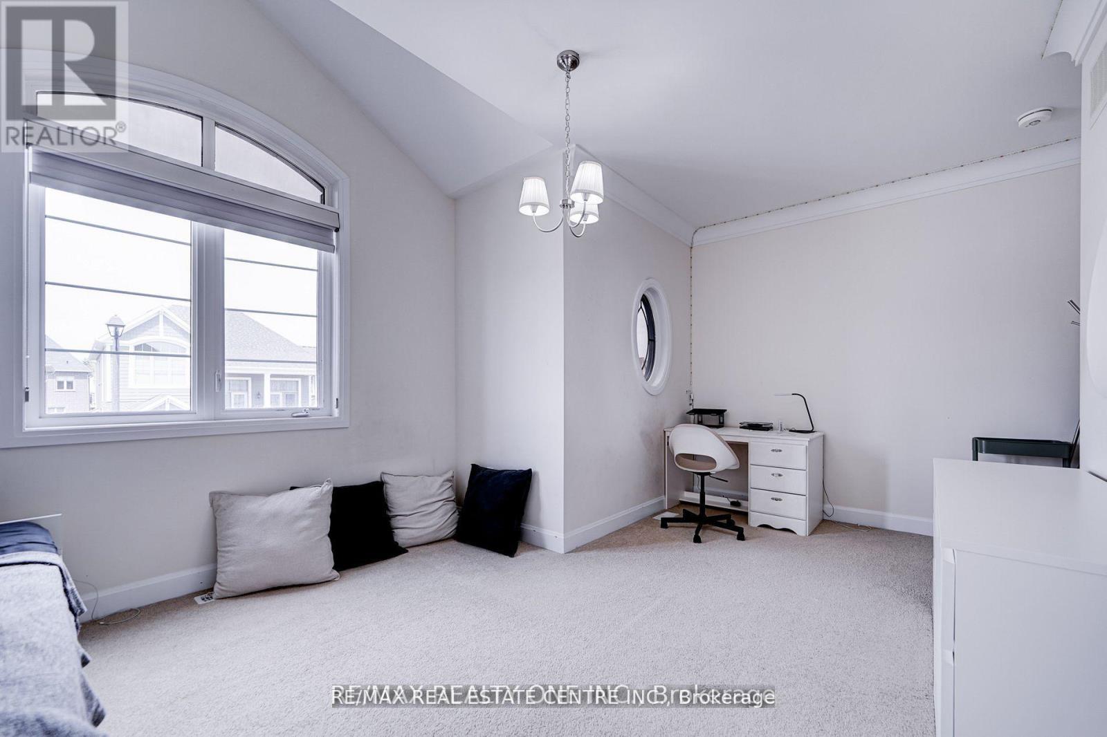 438 North Park Boulevard, Oakville, Ontario L6M 1N3 - Photo 35 - W13702240