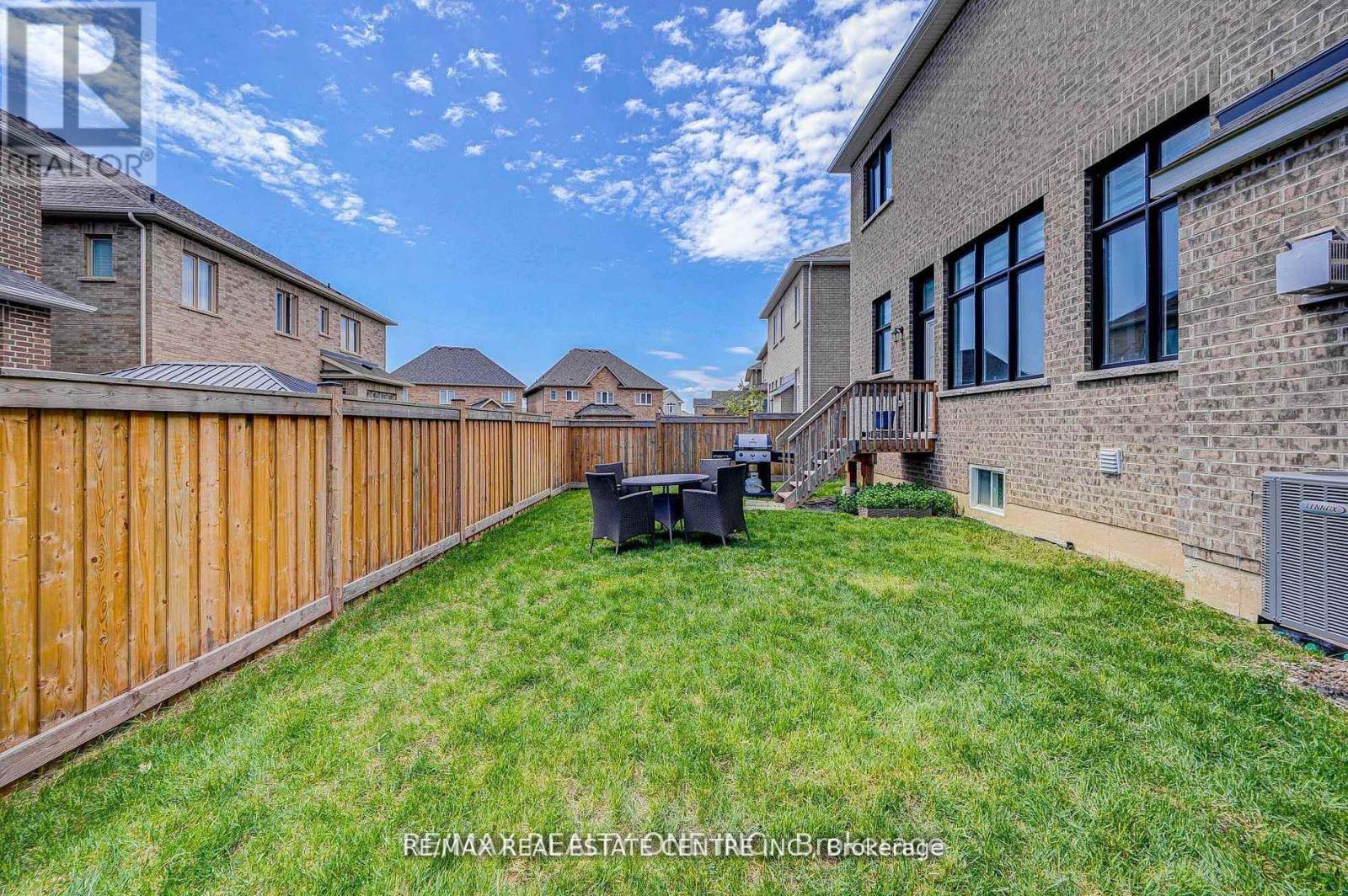 438 North Park Boulevard, Oakville, Ontario L6M 1N3 - Photo 39 - W13702240