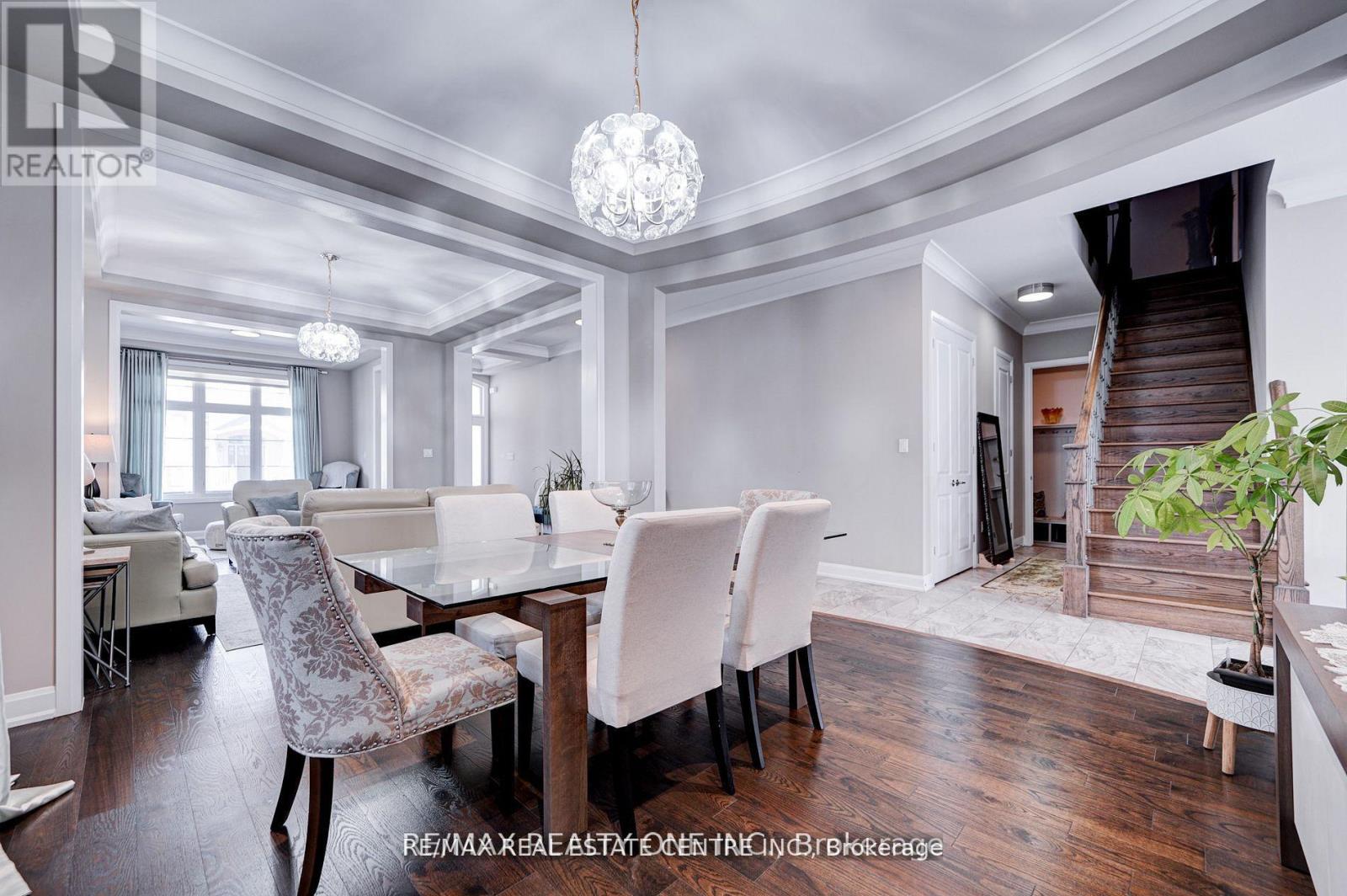 438 North Park Boulevard, Oakville, Ontario L6M 1N3 - Photo 7 - W13702240