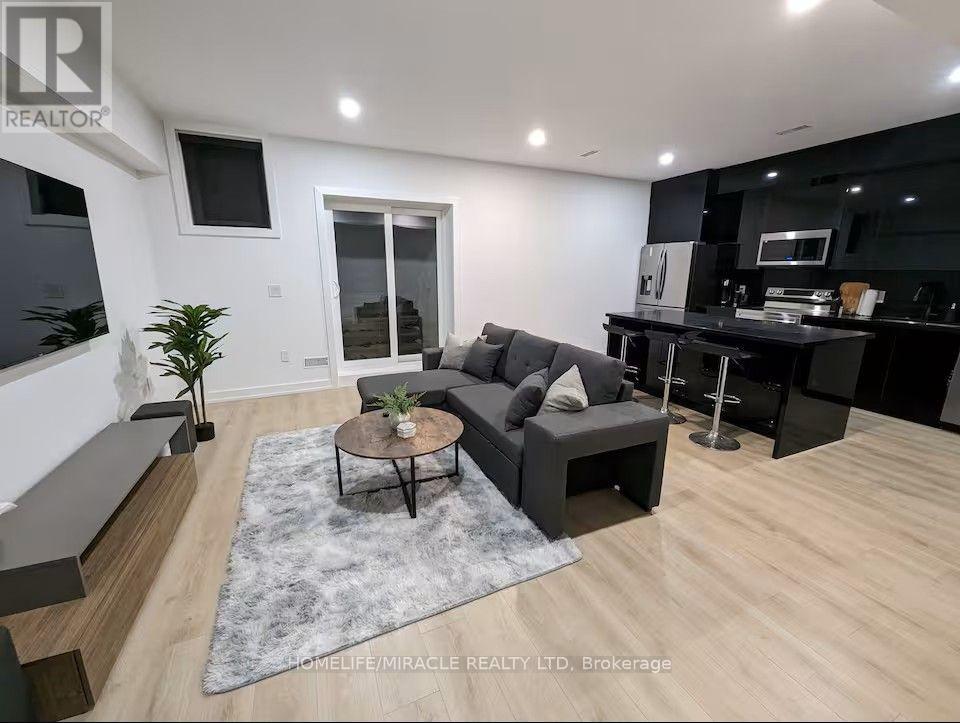 100 Macdonald Street, Toronto, Ontario  M8V 1Y4 - Photo 10 - W13702254