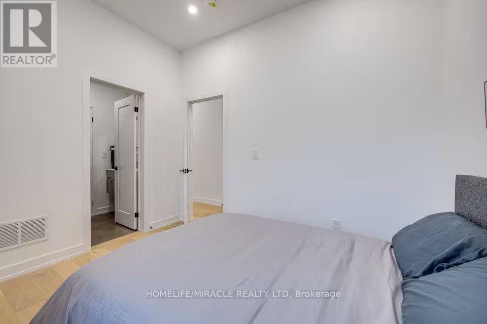 100 Macdonald Street, Toronto, Ontario  M8V 1Y4 - Photo 41 - W13702254