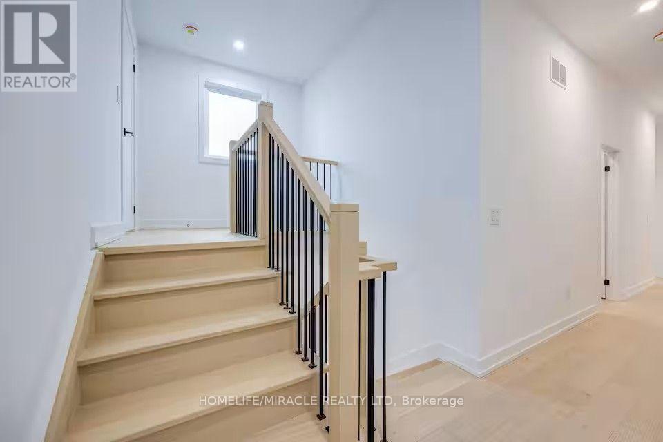 100 Macdonald Street, Toronto, Ontario  M8V 1Y4 - Photo 42 - W13702254