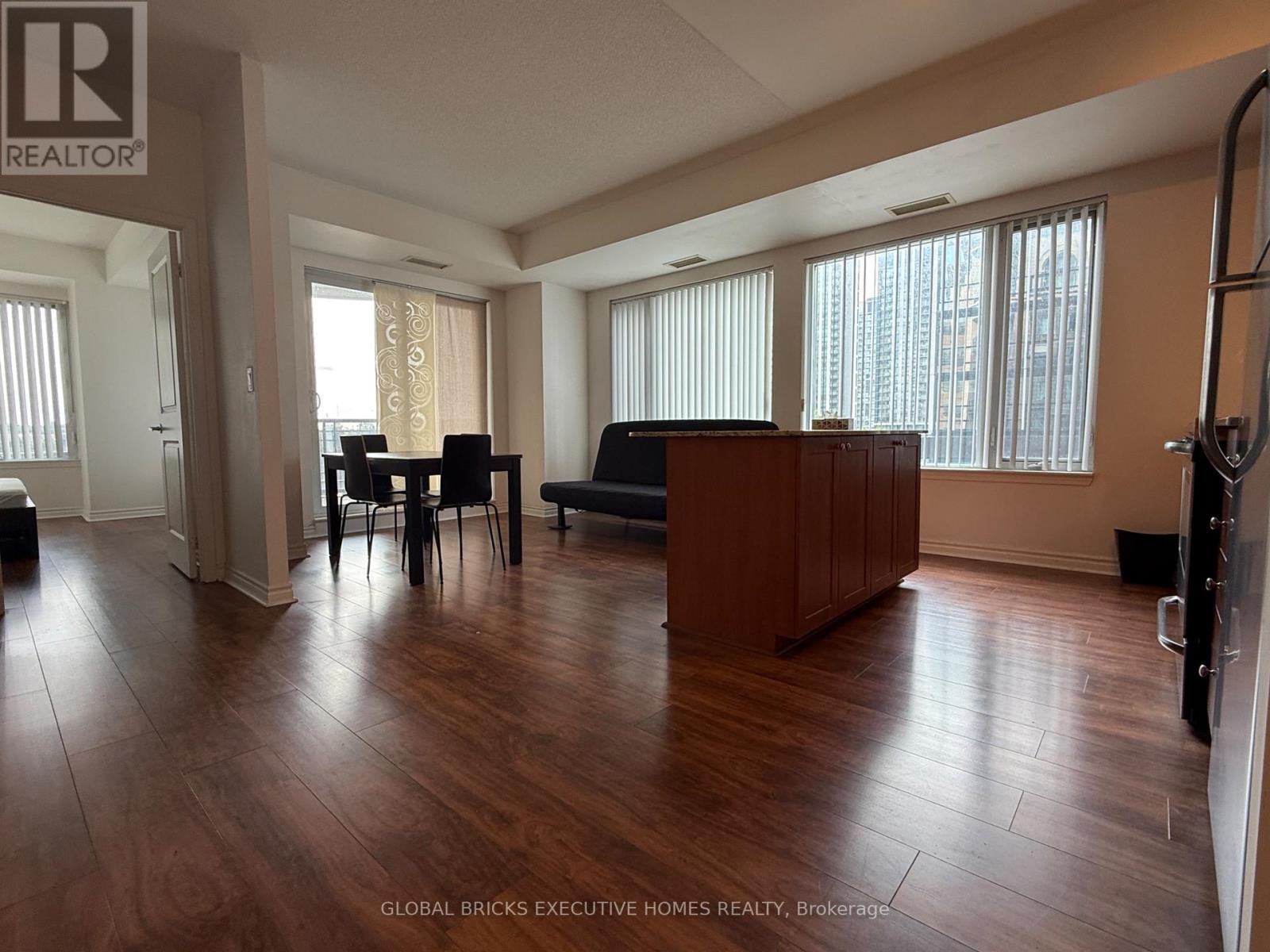 423 - 385 Prince Of Wales Drive, Mississauga, Ontario  L5B 0C6 - Photo 6 - W13702260