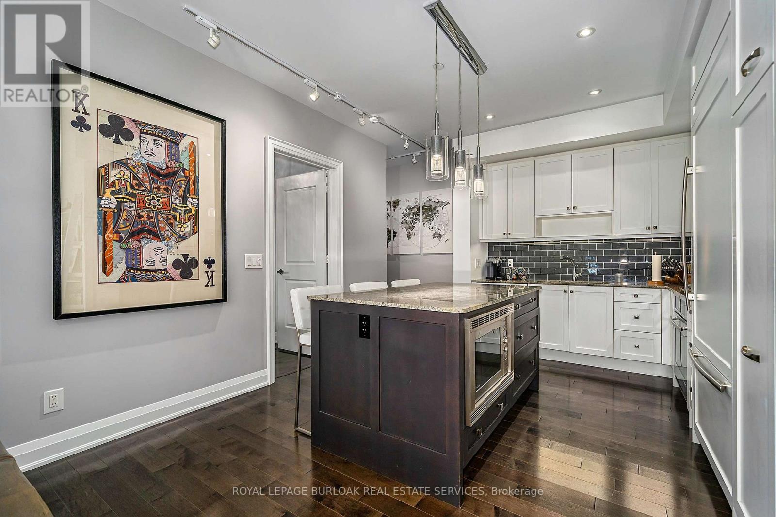 206 - 11 Bronte Road, Oakville, Ontario  L6L 0E1 - Photo 8 - W13702304