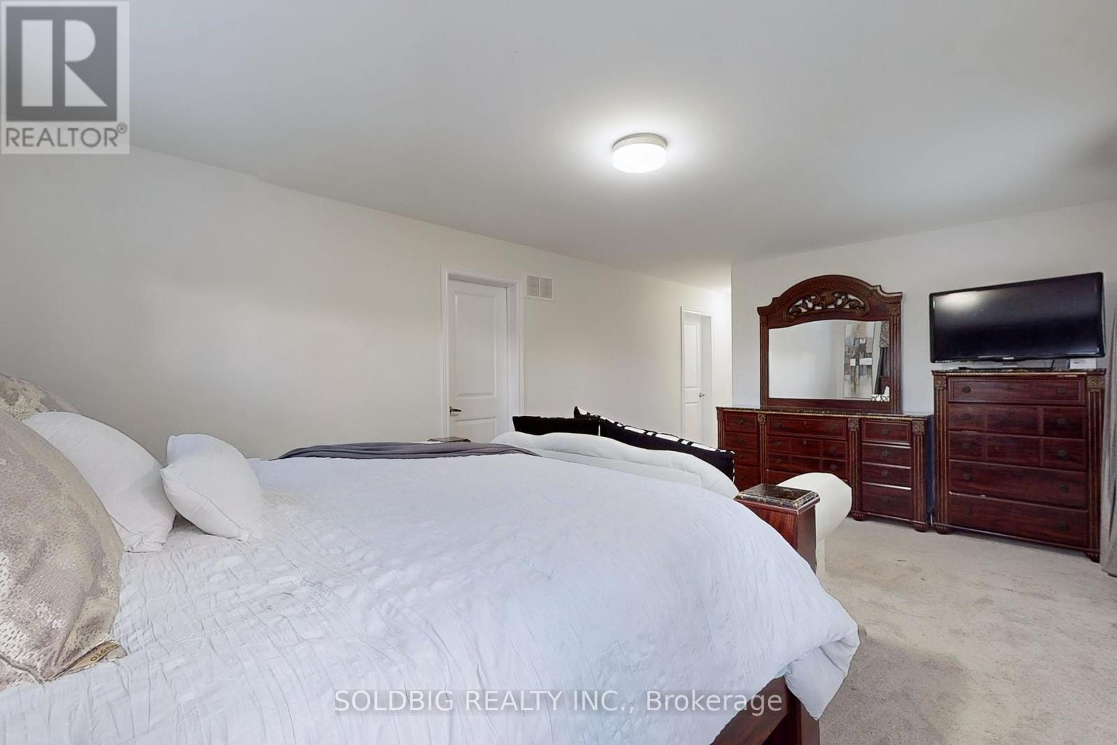 1265 Chee Chee Landing, Milton, Ontario  L9E 1L2 - Photo 14 - W13702338