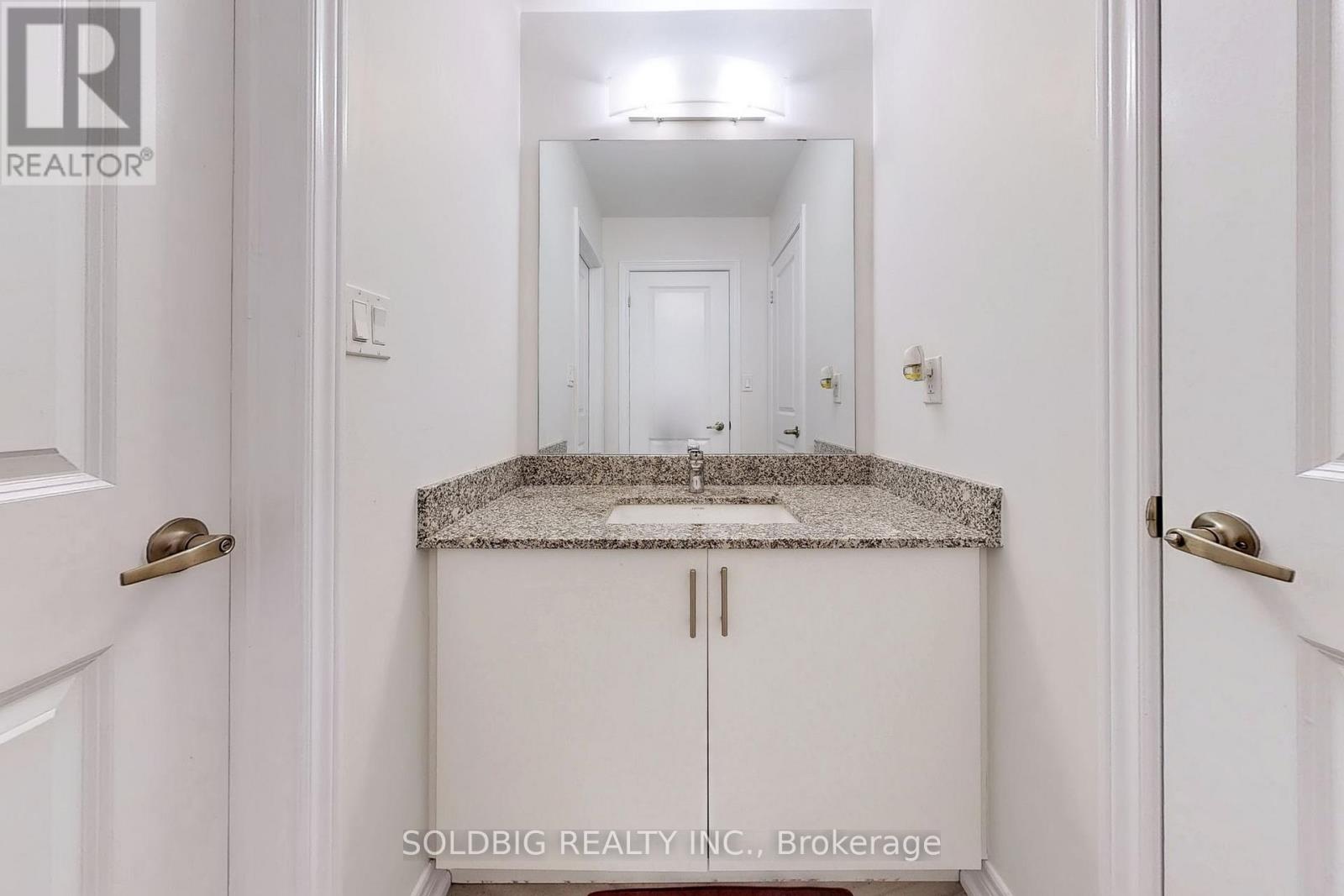 1265 Chee Chee Landing, Milton, Ontario  L9E 1L2 - Photo 16 - W13702338