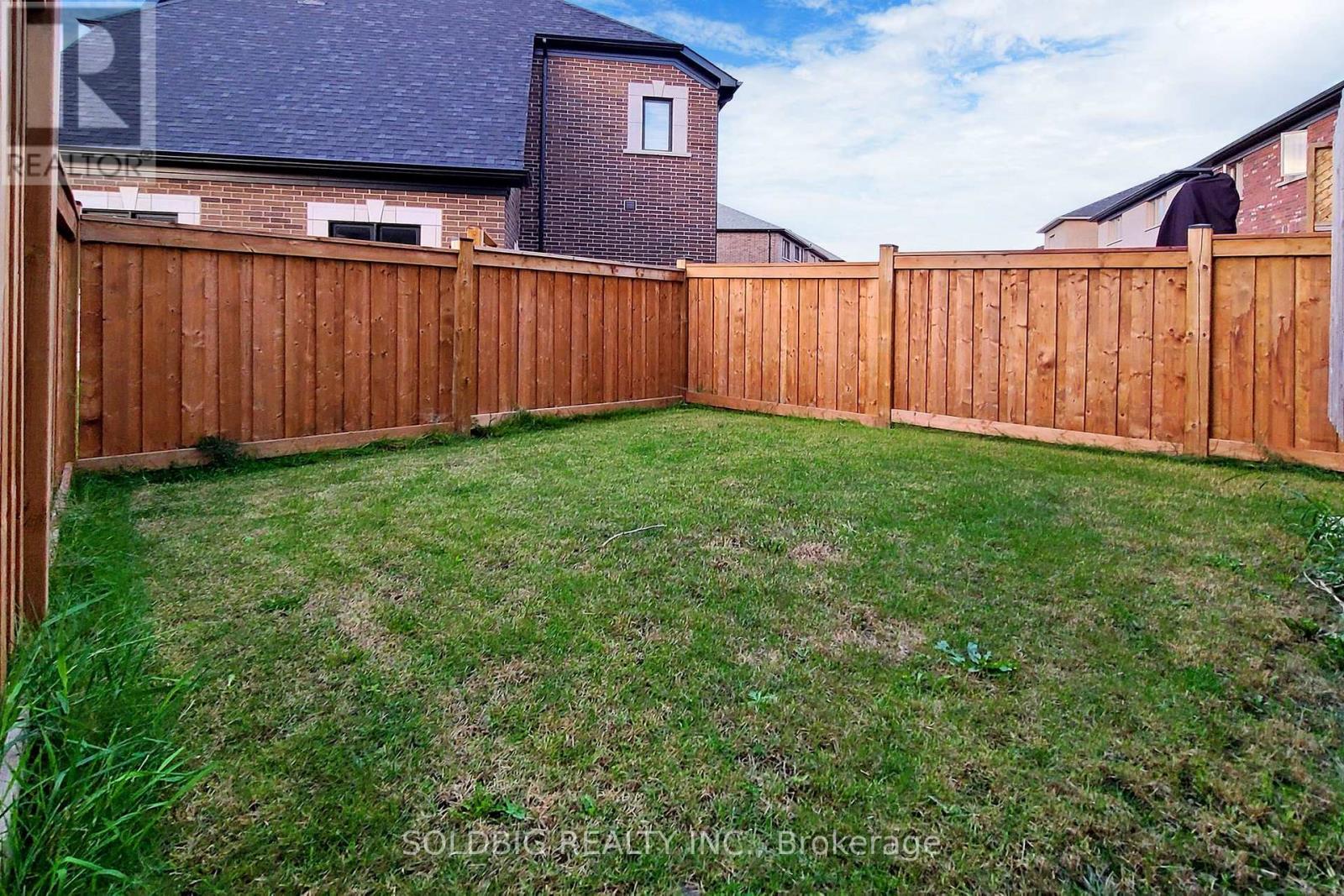 1265 Chee Chee Landing, Milton, Ontario  L9E 1L2 - Photo 33 - W13702338