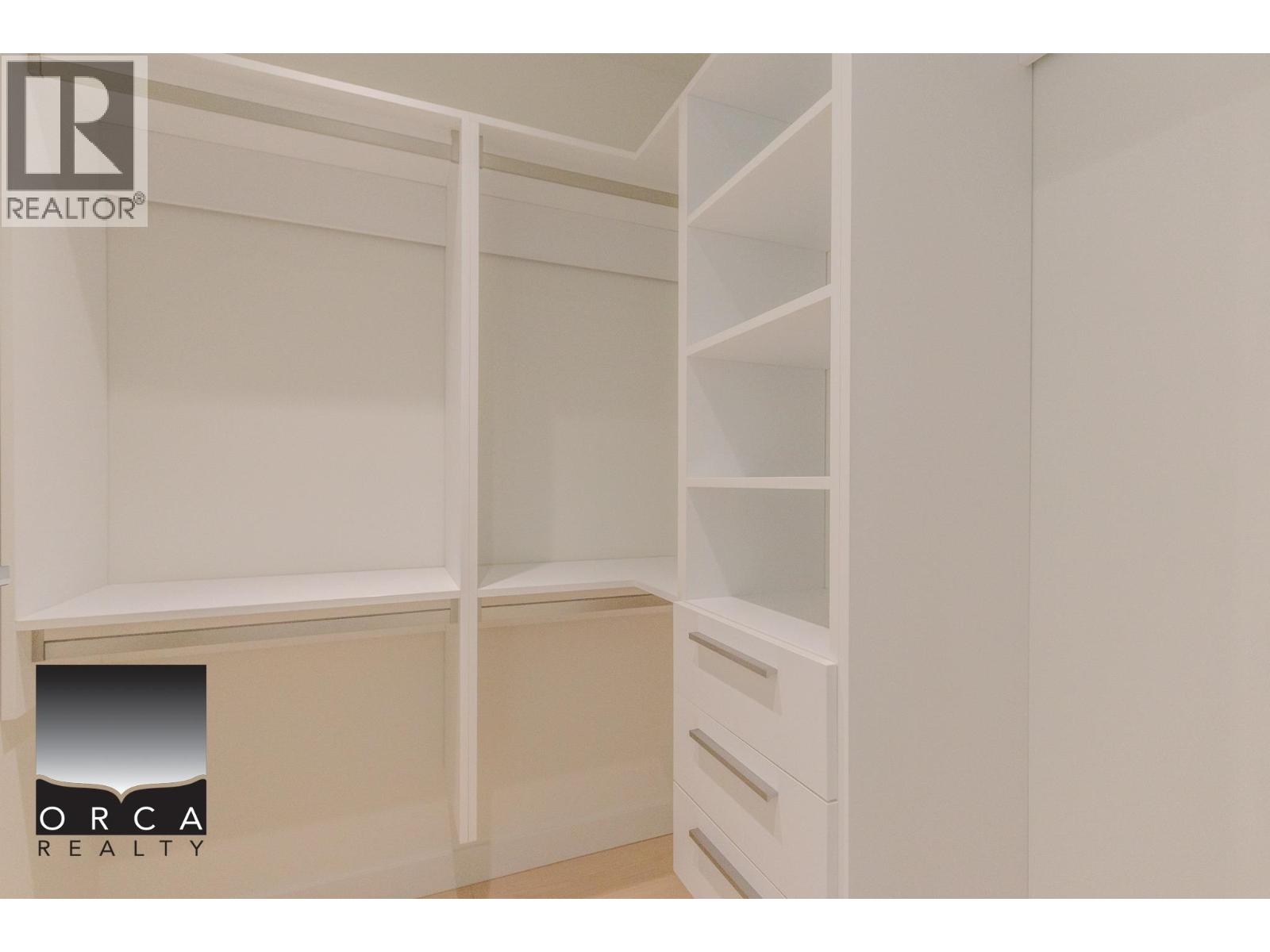 305 777 Harbour Way, North Vancouver, British Columbia  V7P 0G2 - Photo 8 - R3157727