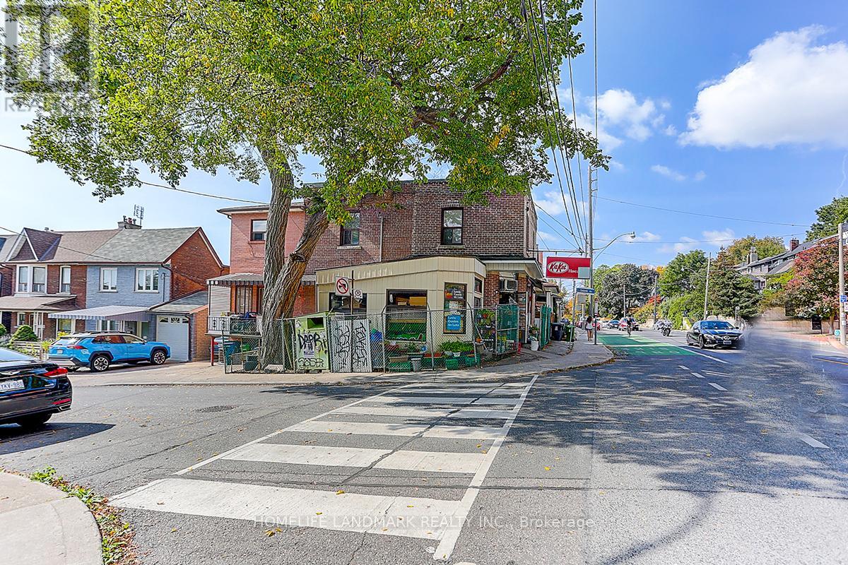 1281 Davenport Road, Toronto, Ontario  M6H 2H3 - Photo 3 - W13702364