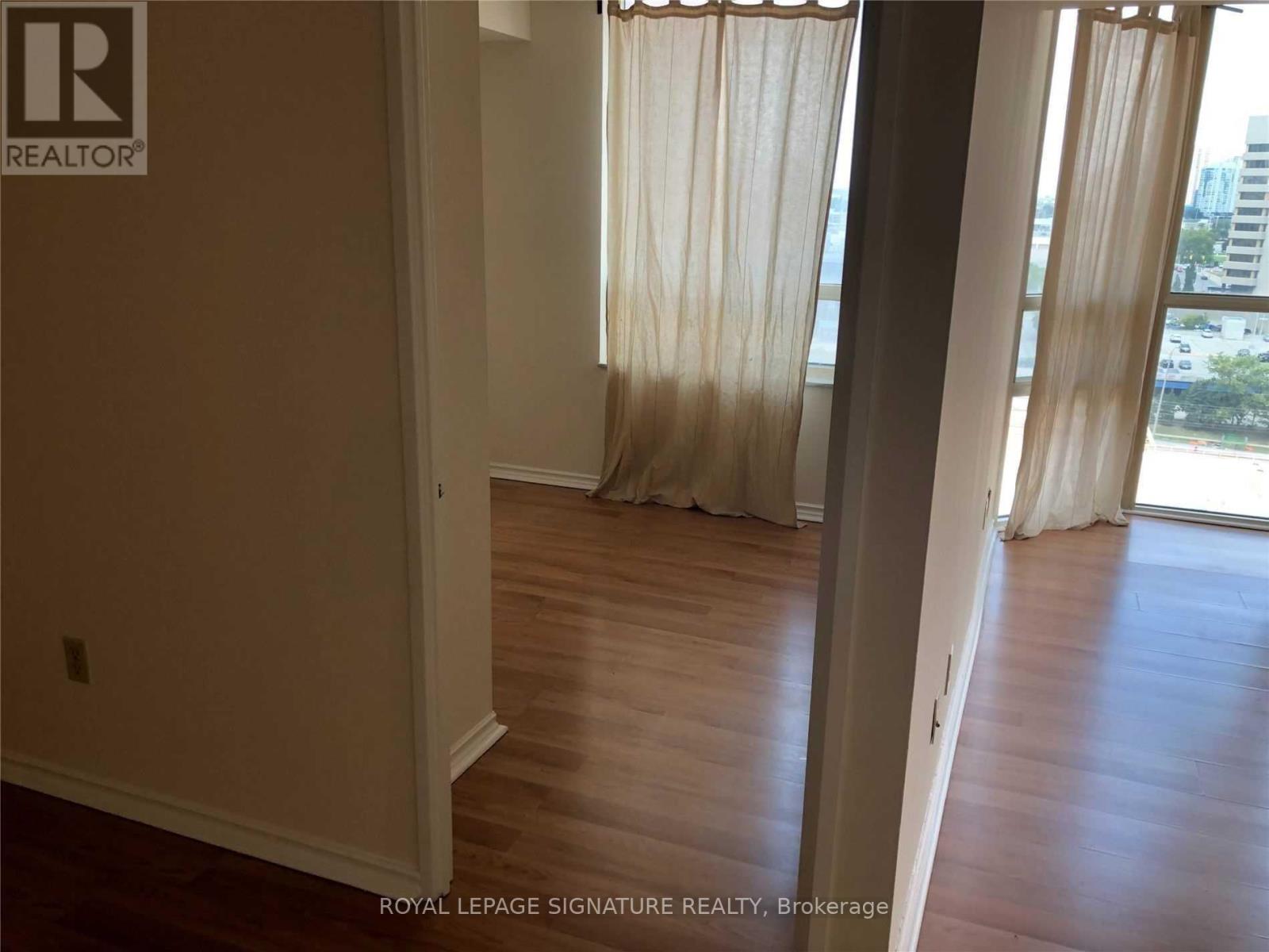 1206 - 265 Enfield Place, Mississauga, Ontario L5B 3Y7 - Photo 5 - W13702366