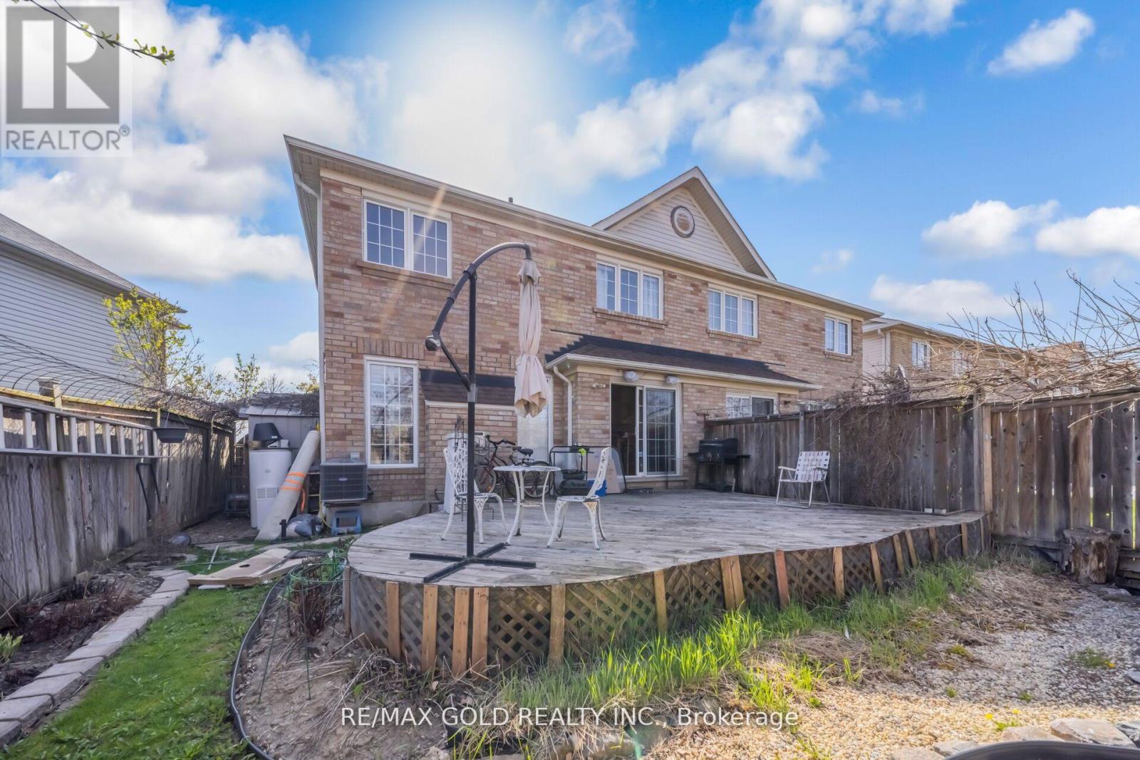70 Sweetwood Circle, Brampton, Ontario L7A 2X7 - Photo 49 - W13455272