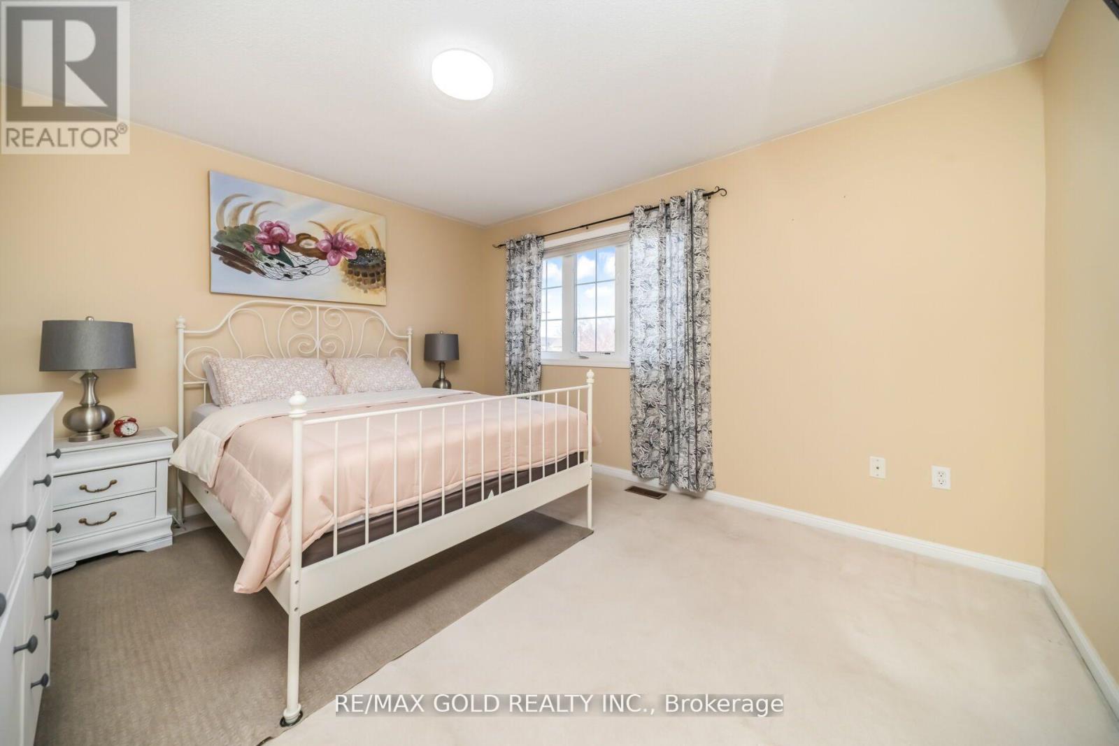 70 Sweetwood Circle, Brampton, Ontario L7A 2X7 - Photo 23 - W13455272