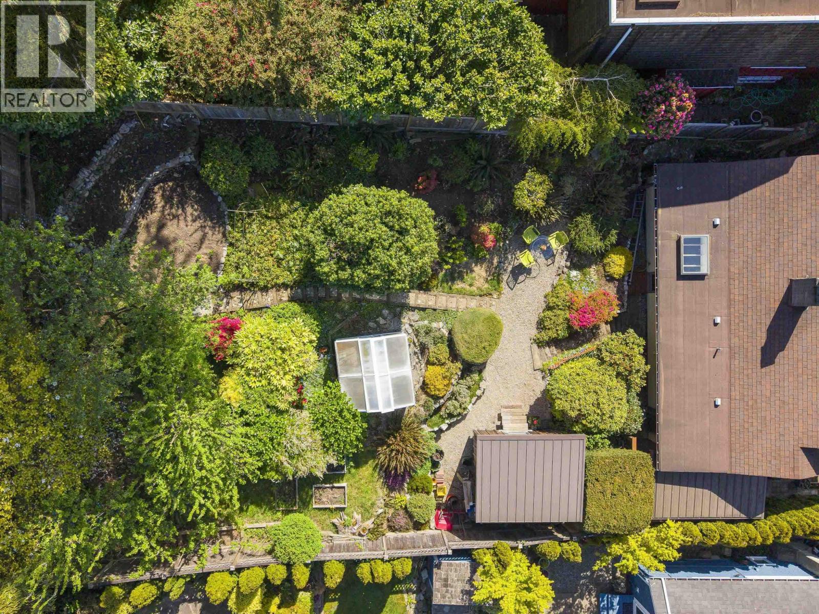 6248 Wellington Avenue, West Vancouver, British Columbia  V7W 2H4 - Photo 35 - R3156737