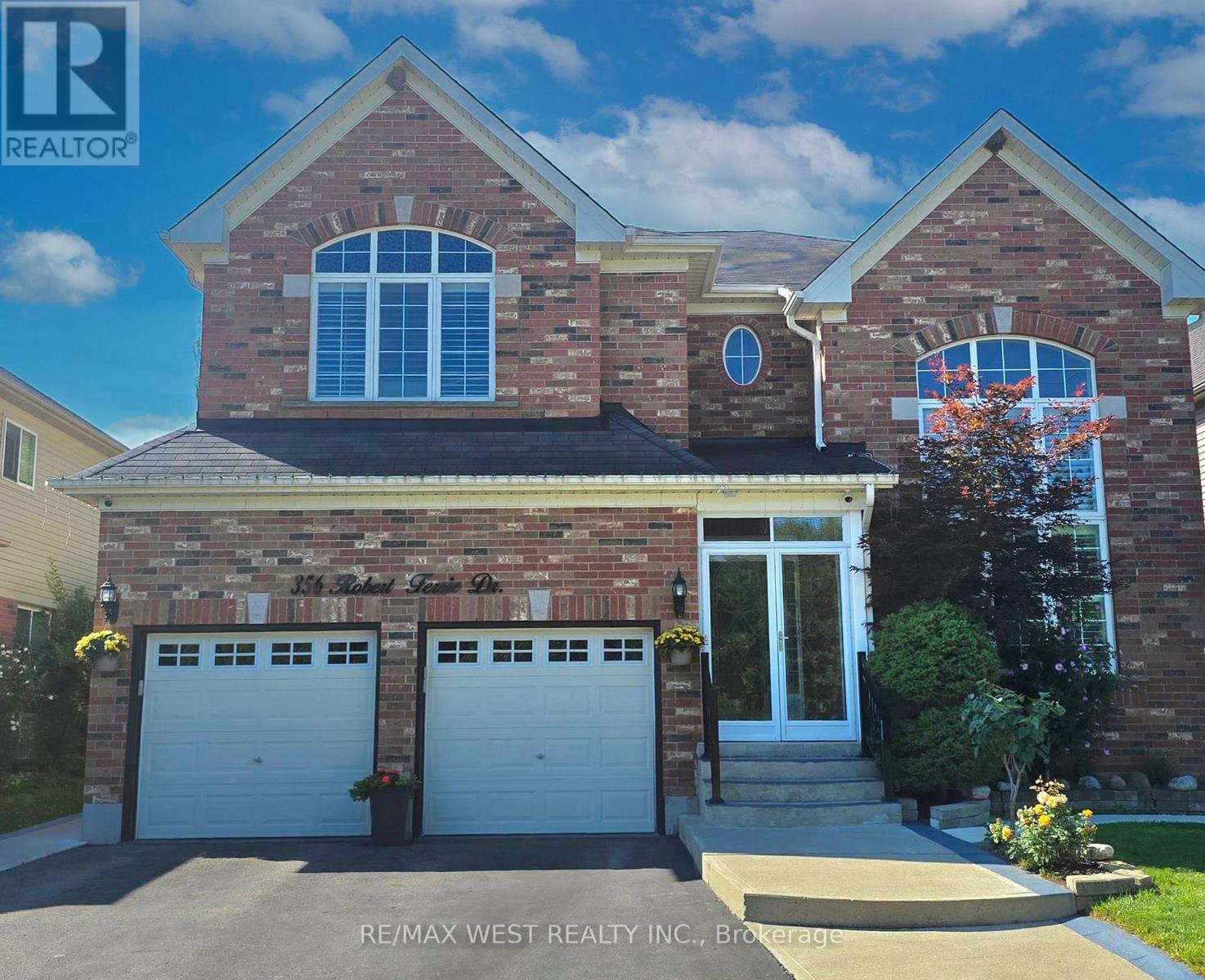 356 ROBERT FERRIE DRIVE, Kitchener, Ontario