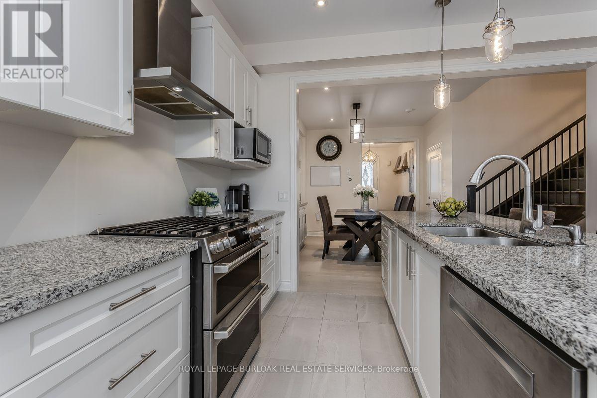 11 Cooley Grove, Hamilton, Ontario L9K 0J7 - Photo 21 - X13702358