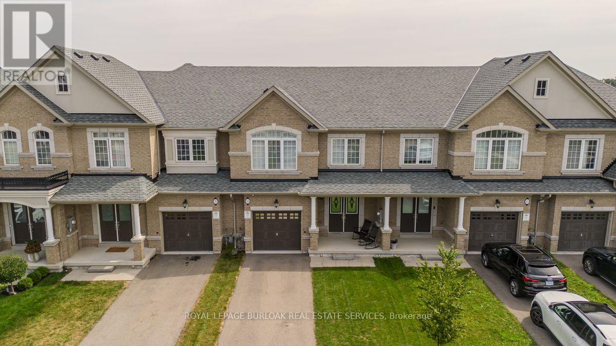 11 Cooley Grove, Hamilton, Ontario L9K 0J7 - Photo 3 - X13702358