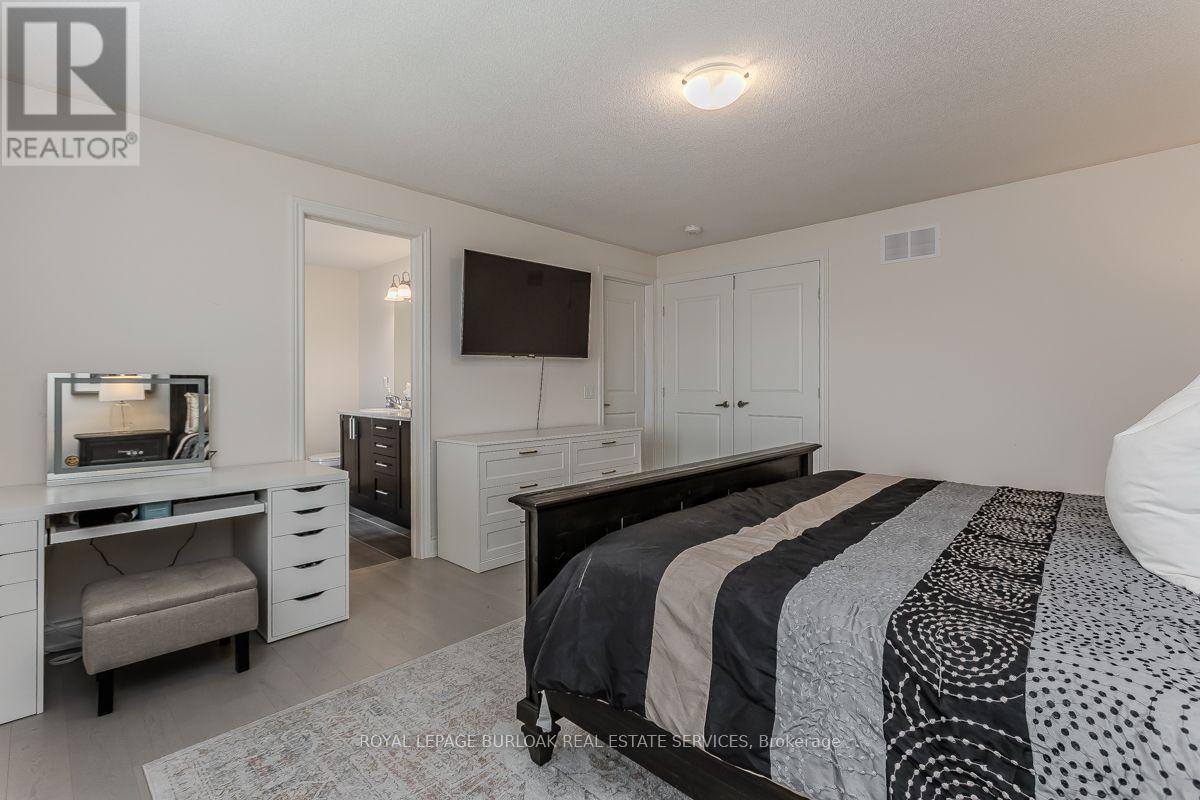 11 Cooley Grove, Hamilton, Ontario L9K 0J7 - Photo 31 - X13702358
