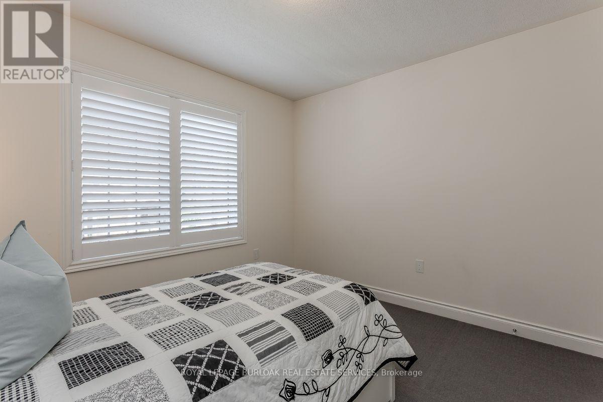 11 Cooley Grove, Hamilton, Ontario L9K 0J7 - Photo 38 - X13702358