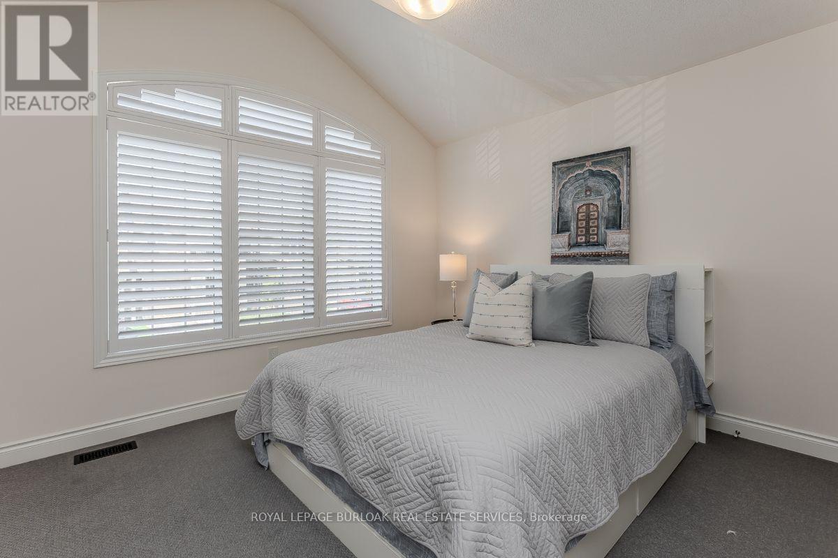 11 Cooley Grove, Hamilton, Ontario L9K 0J7 - Photo 39 - X13702358
