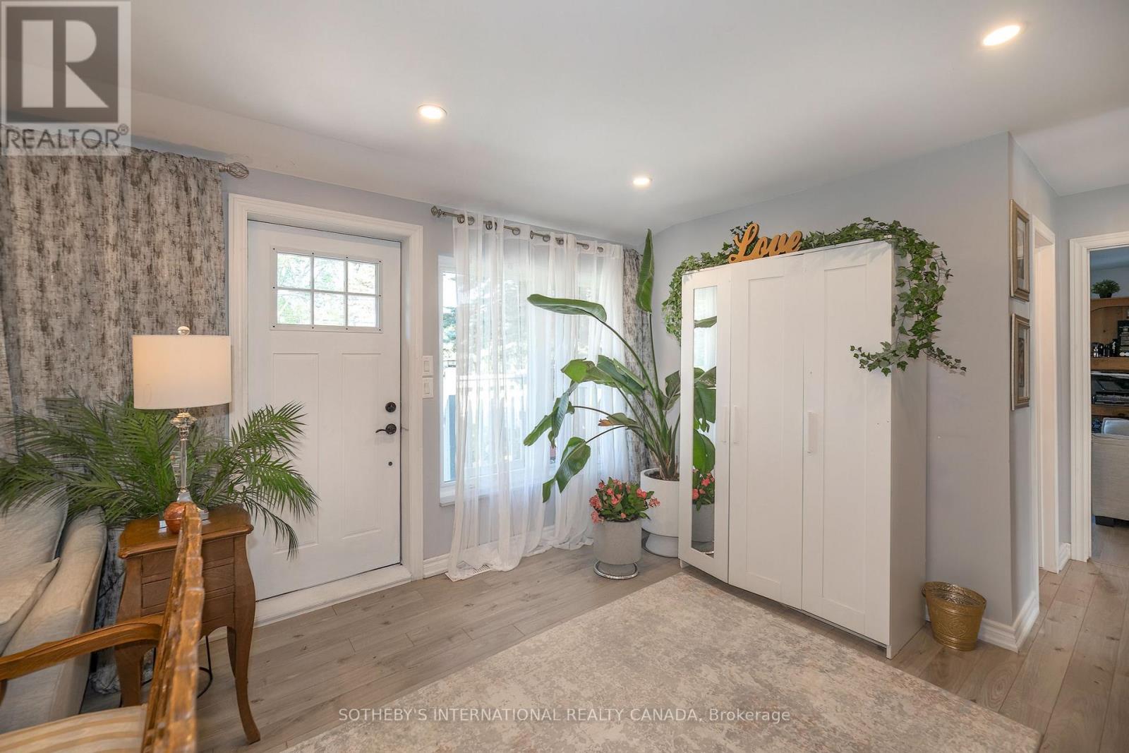2063 Lea Road, Innisfil, Ontario  L9S 1T3 - Photo 4 - N13646052