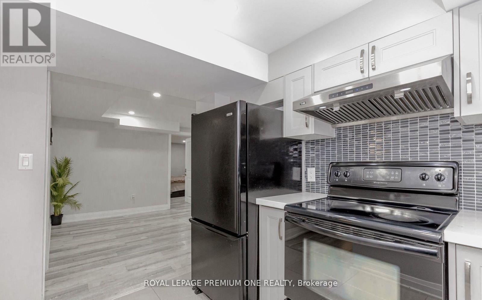 Basement - 2085 Bridge Road, Oakville, Ontario L6L 2E8 - Photo 7 - W13603580