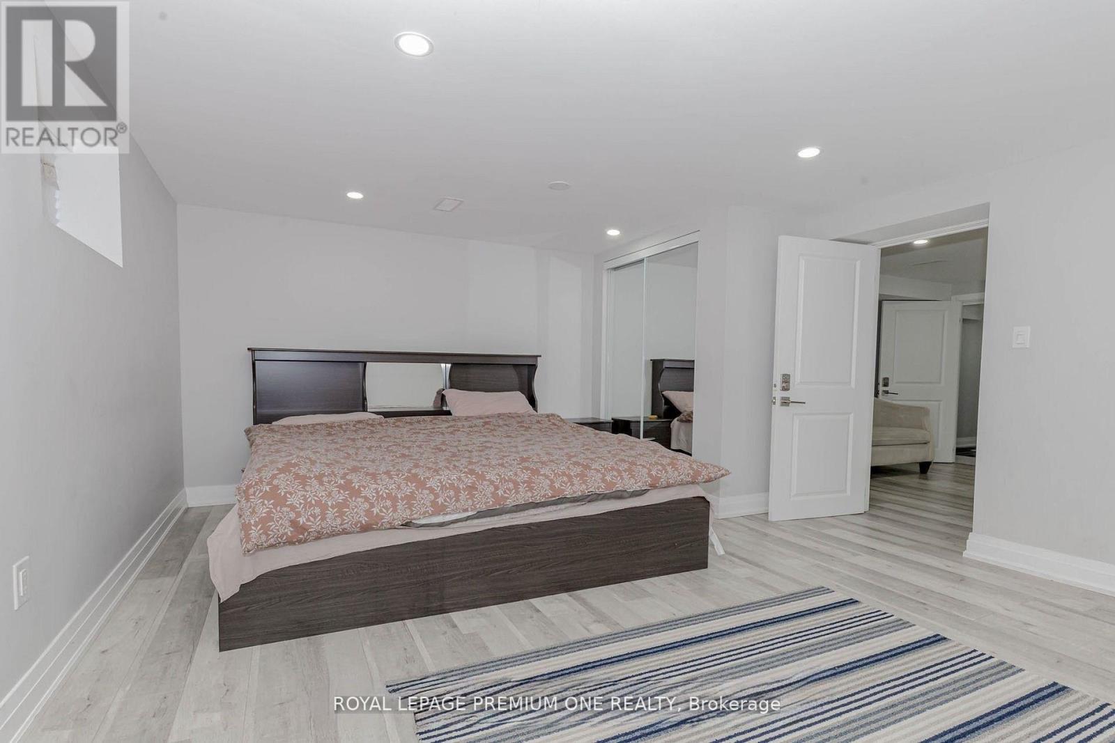 Basement - 2085 Bridge Road, Oakville, Ontario L6L 2E8 - Photo 9 - W13603580
