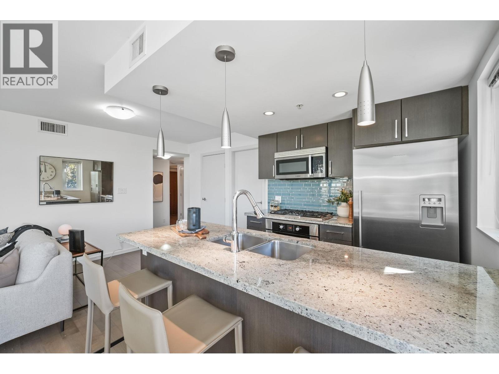 503 89 W 2nd Avenue, Vancouver, British Columbia  V5Y 0G9 - Photo 3 - R3141102