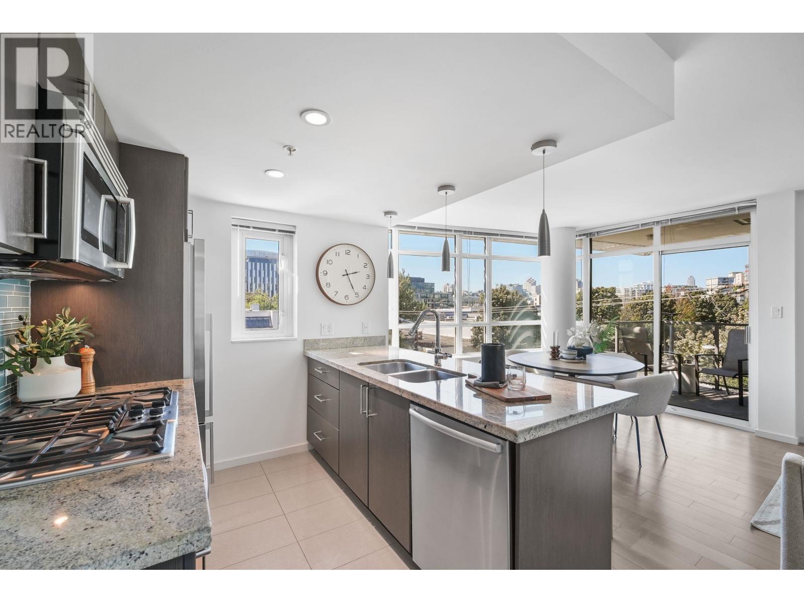 503 89 W 2ND AVENUE, Vancouver, British Columbia