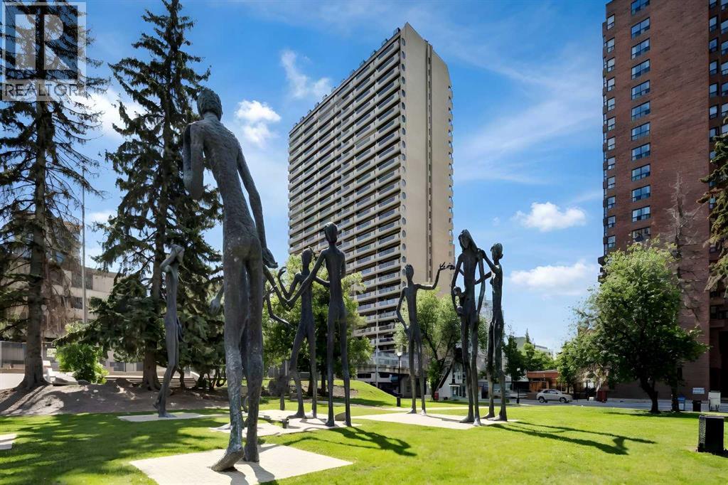 2012, 221 6 Avenue SE, Calgary, Alberta