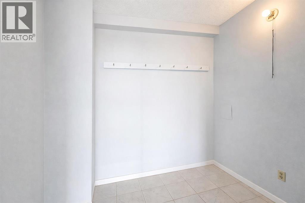 2012, 221 6 Avenue SE, Calgary, Alberta T2G 0G4 - Photo 9 - A2336548