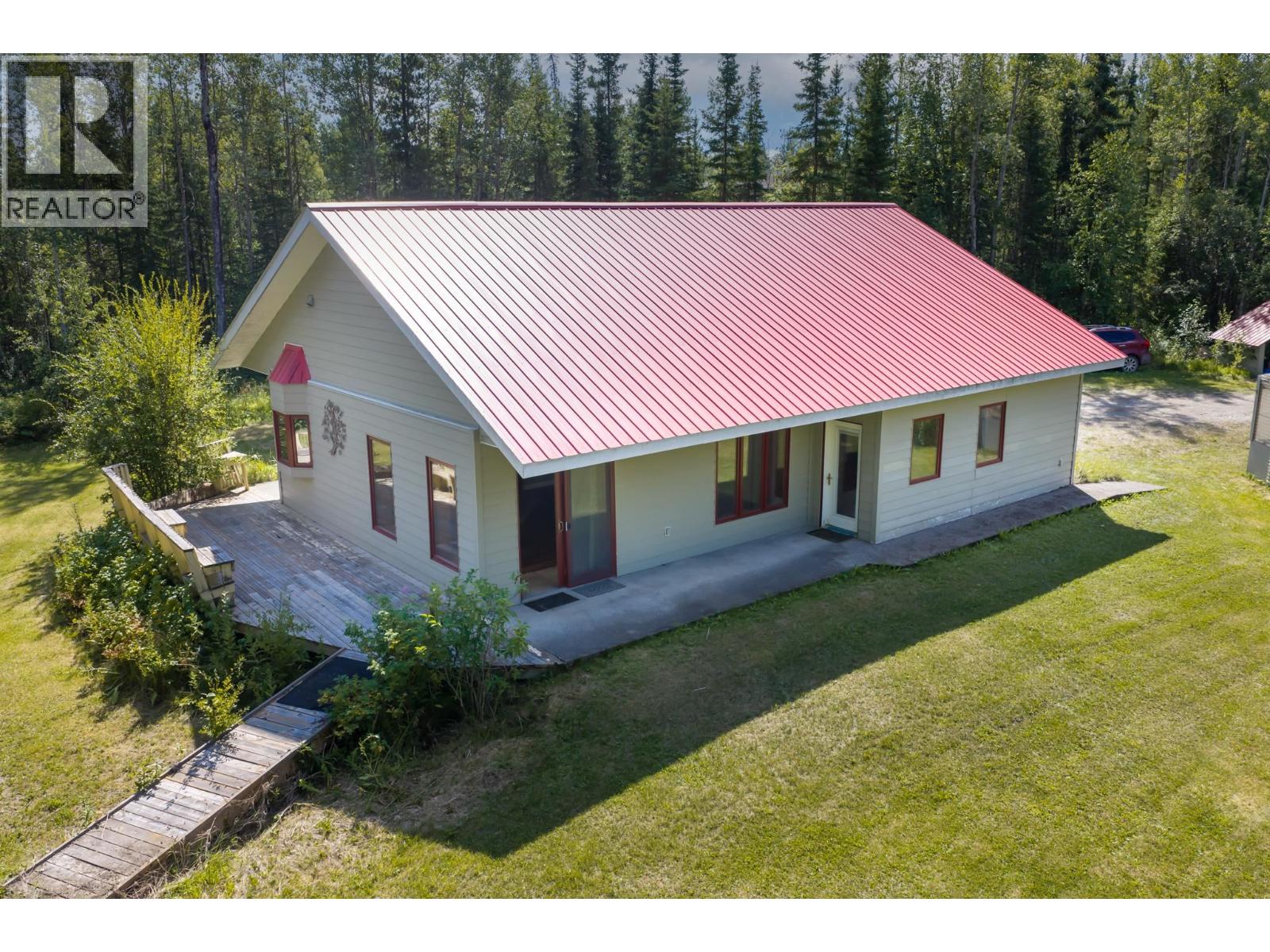 278 Robin Road, Fort St. James, British Columbia  V0J 1P0 - Photo 1 - R3157915