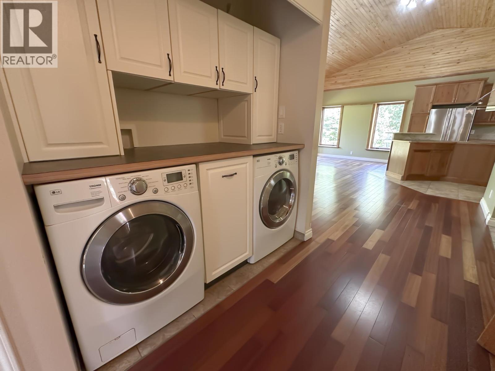 278 Robin Road, Fort St. James, British Columbia  V0J 1P0 - Photo 12 - R3157915