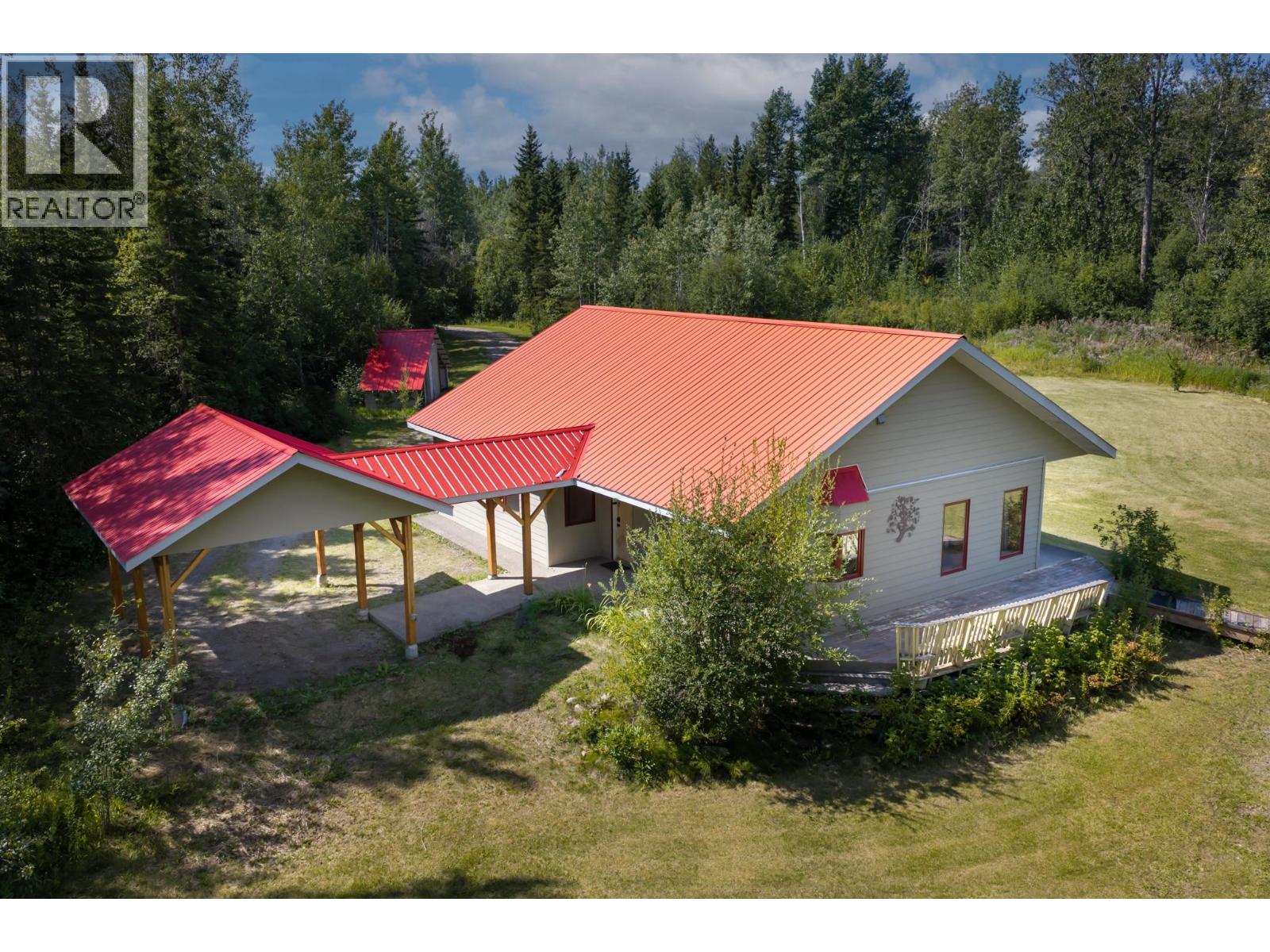 278 Robin Road, Fort St. James, British Columbia  V0J 1P0 - Photo 2 - R3157915