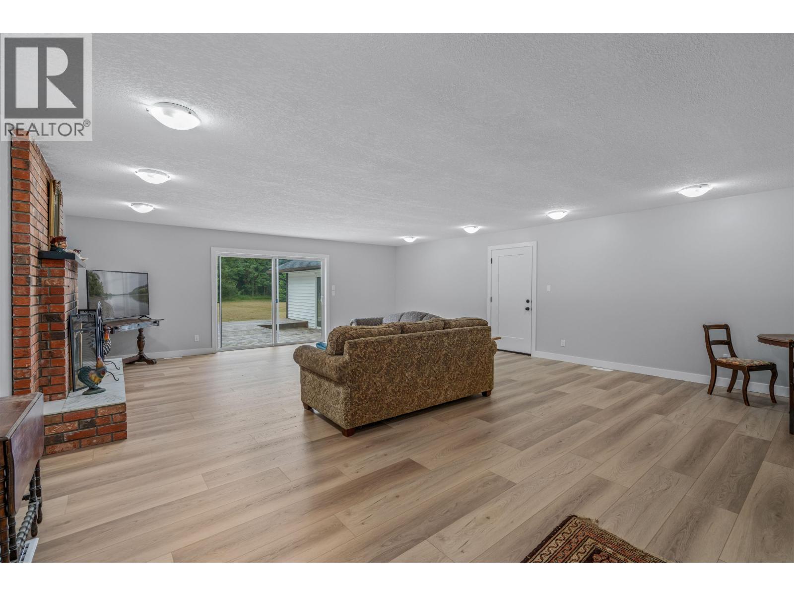 8955 Christina Road, Prince George, British Columbia  V2K 5J4 - Photo 9 - R3157935