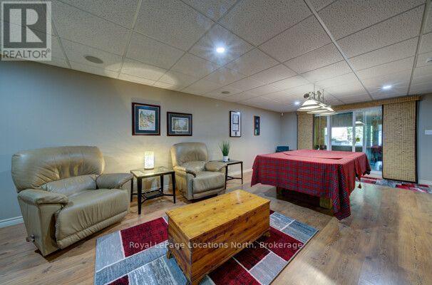 2225 Tiny Beaches Road S, Tiny, Ontario  L0L 1P0 - Photo 36 - S13702330
