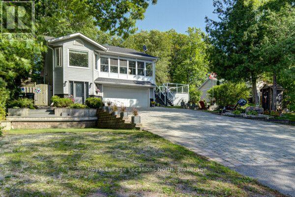 2225 Tiny Beaches Road S, Tiny, Ontario  L0L 1P0 - Photo 5 - S13702330