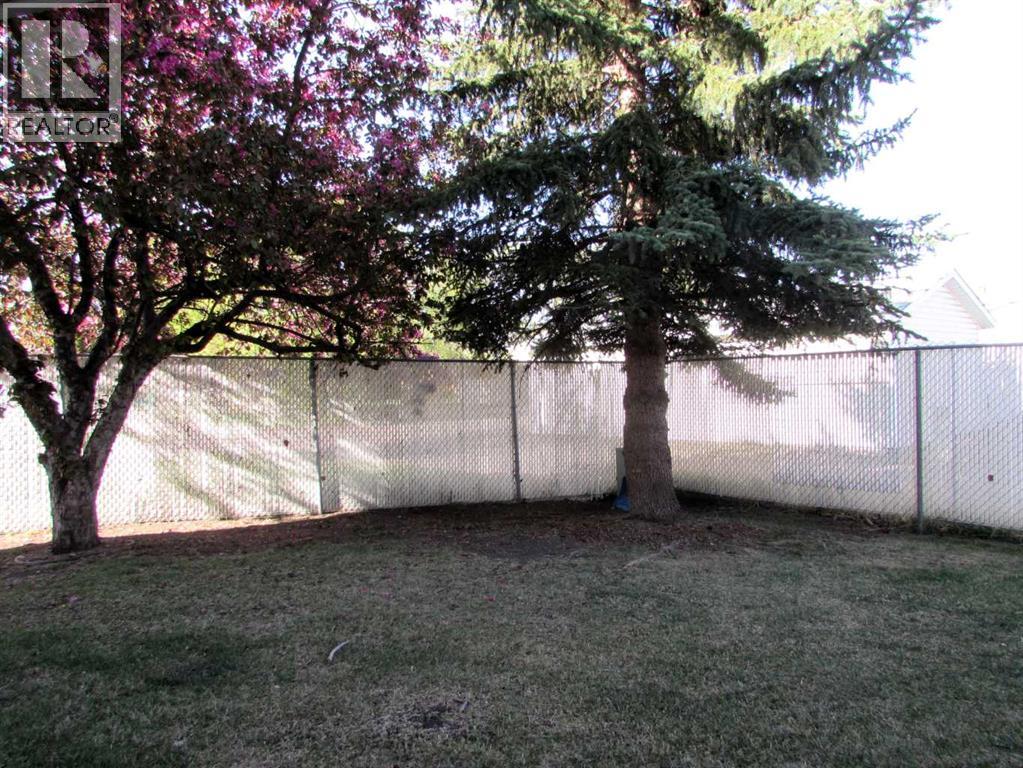 15 Kerry Wood Mews, Red Deer, Alberta  T4N 7B8 - Photo 13 - A2338010